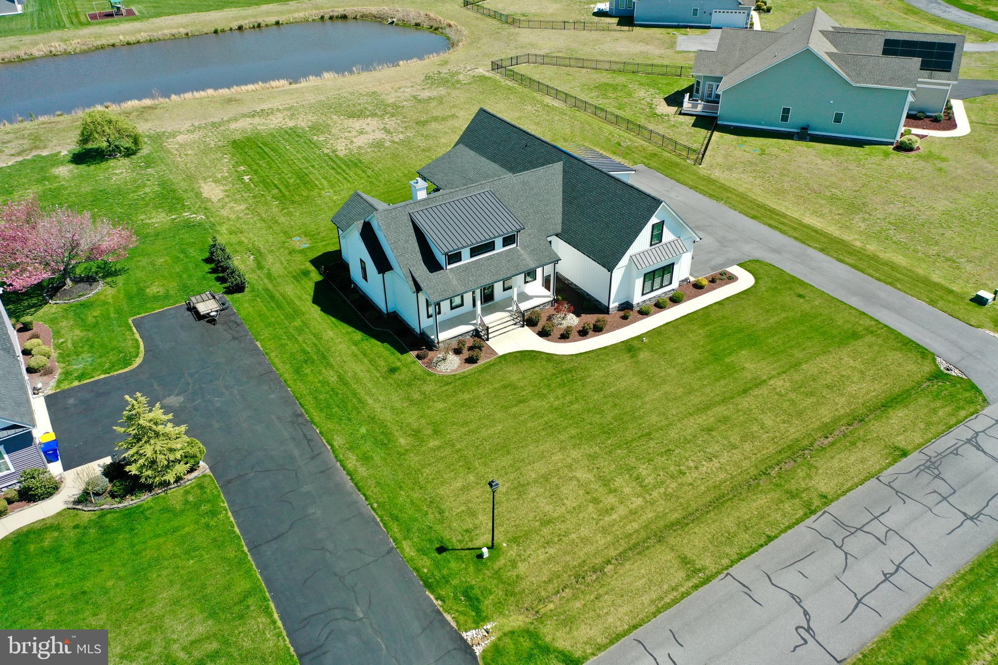 KINGSTON RIDGE - Residential