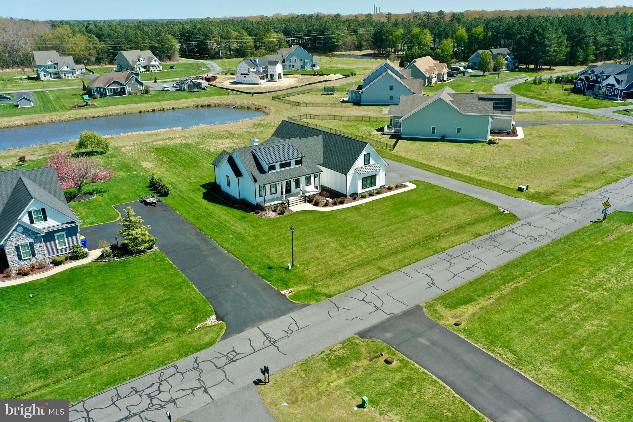 KINGSTON RIDGE - Residential