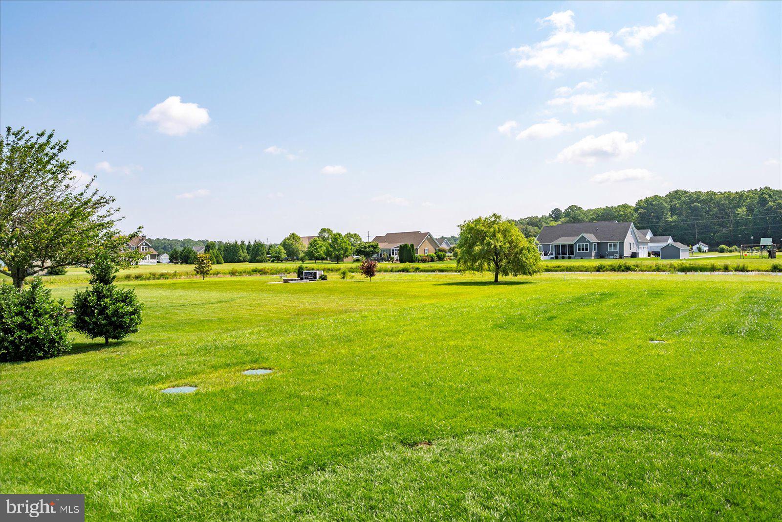 KINGSTON RIDGE - Residential