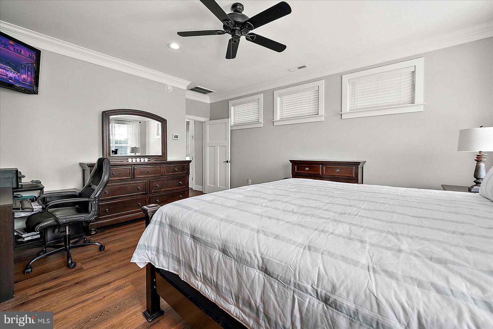 KINGSTON RIDGE - Residential