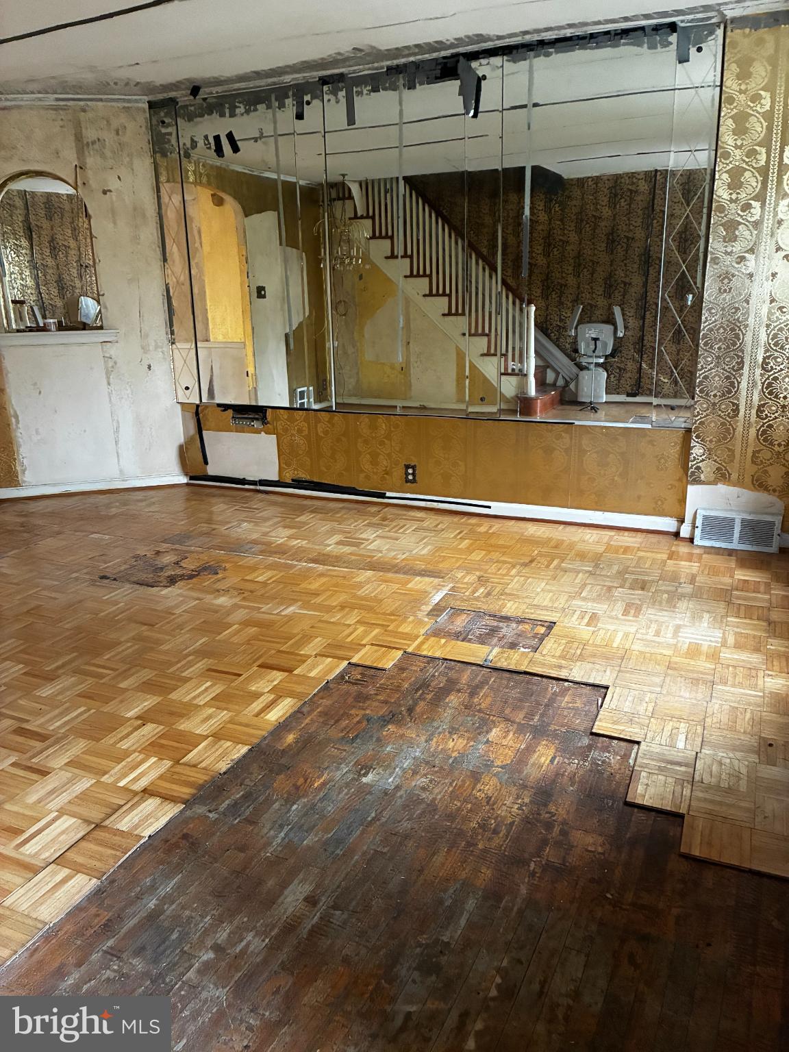 CASTOR GARDENS - Residential