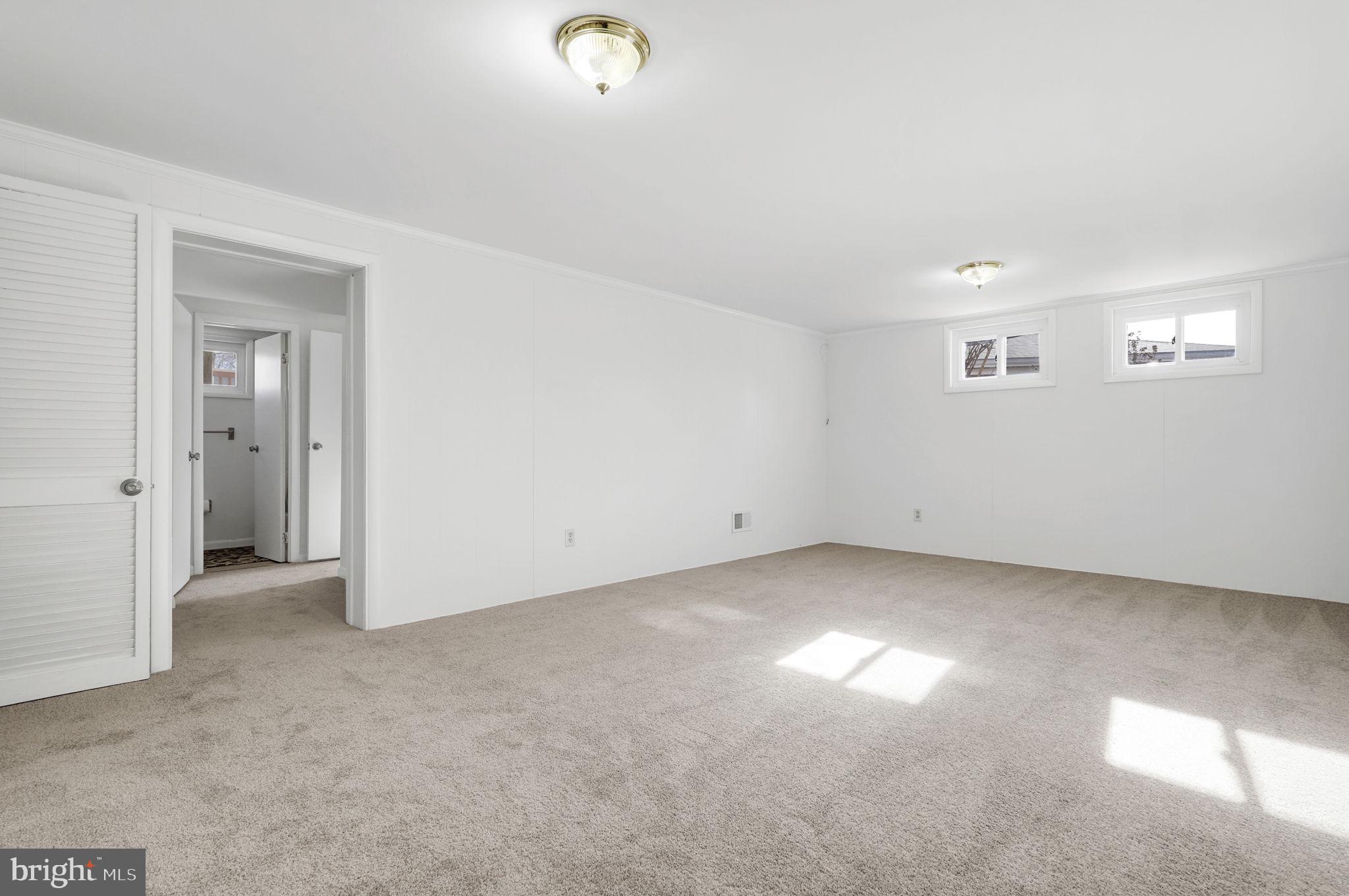 WHEATON WOODS - Residential