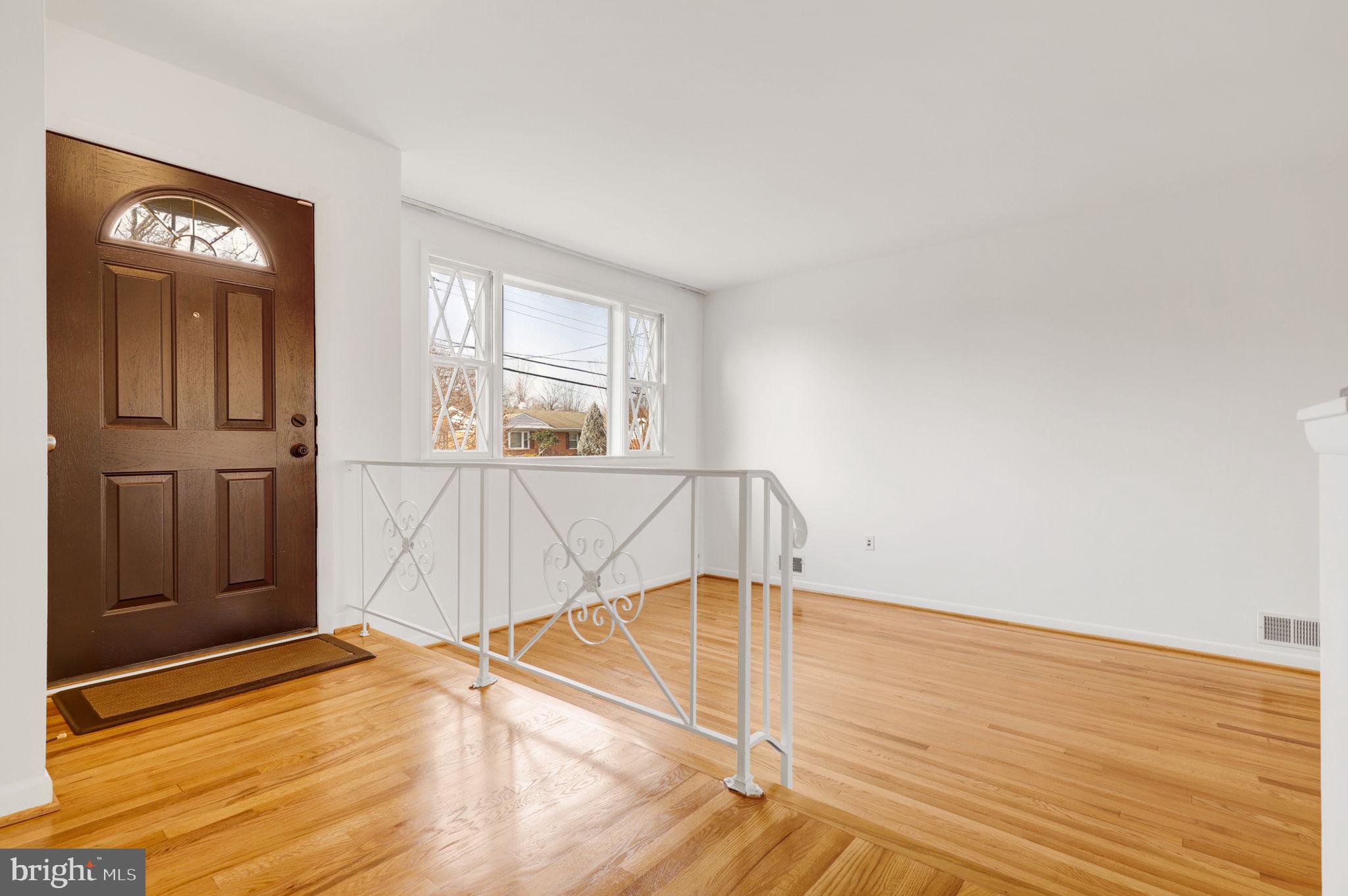 WHEATON WOODS - Residential