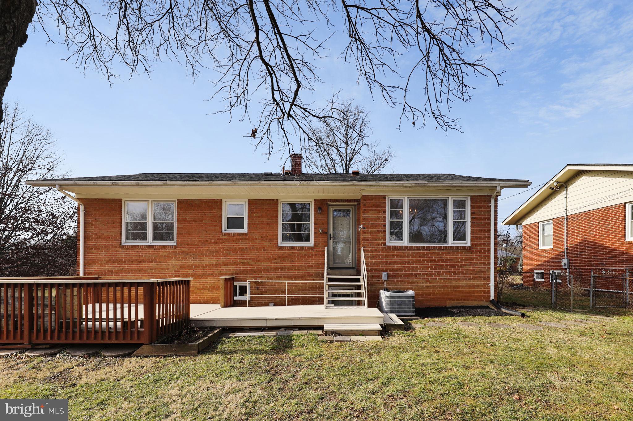 WHEATON WOODS - Residential