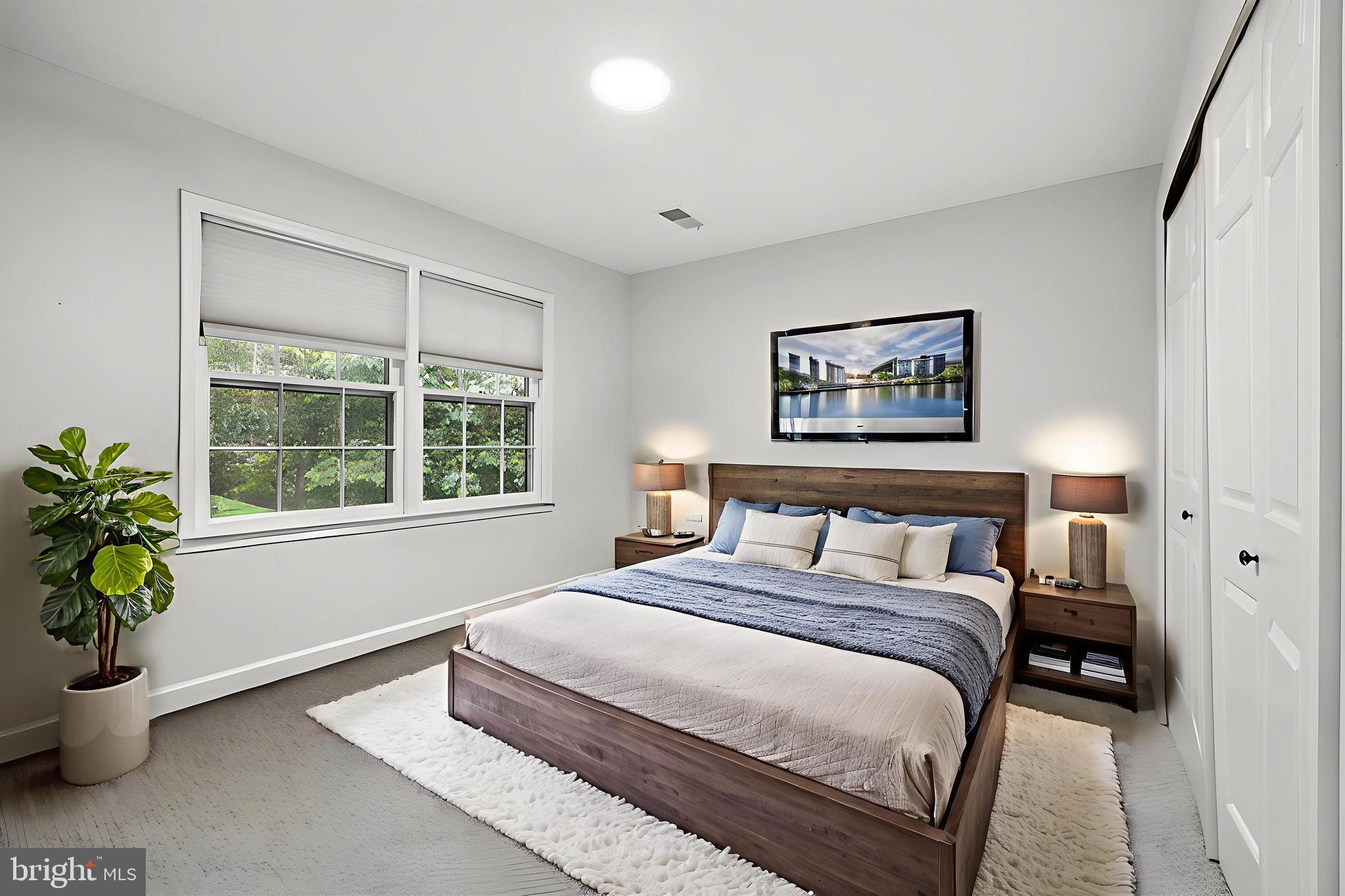 LAKE RIDGE - Residential