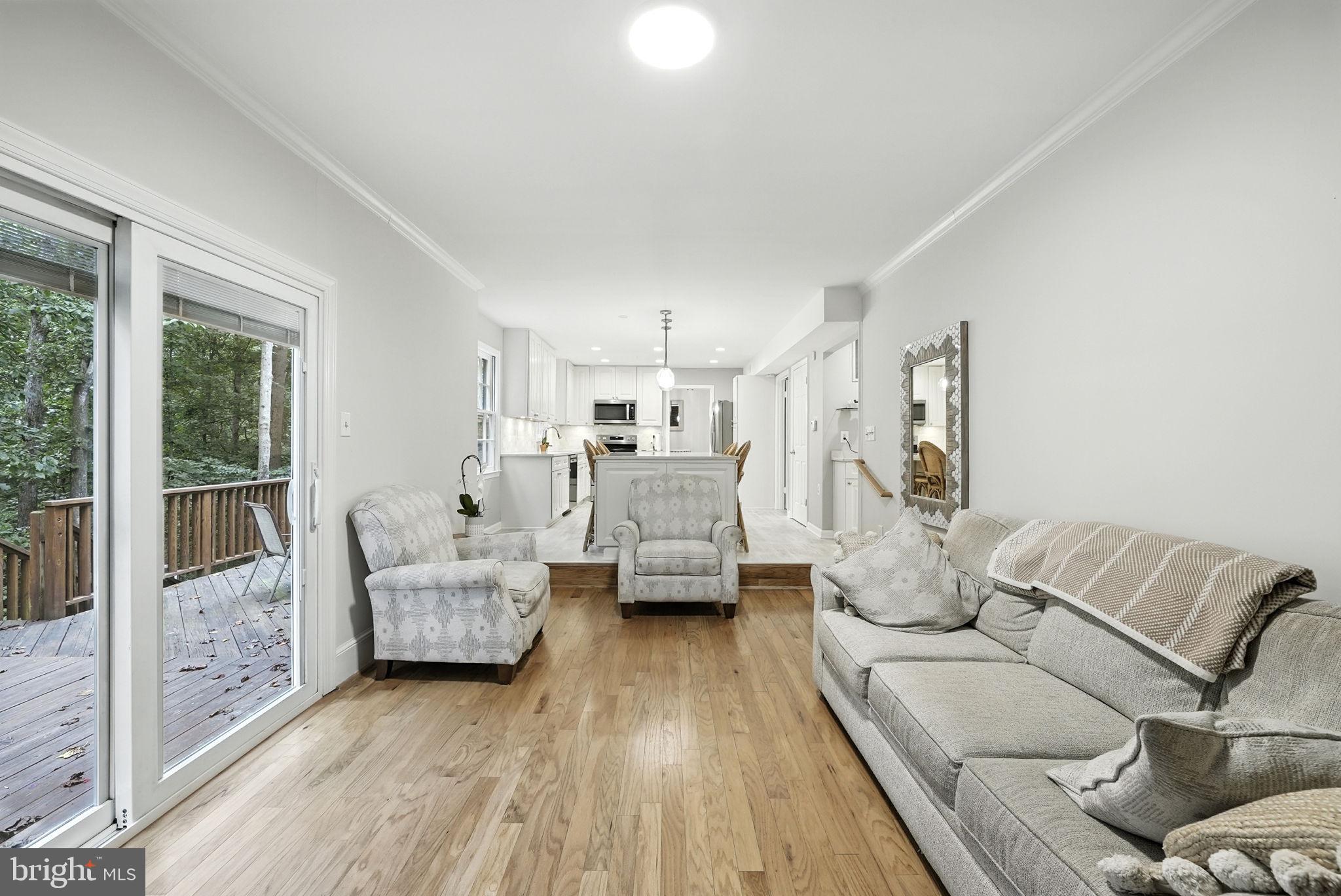 LAKE RIDGE - Residential