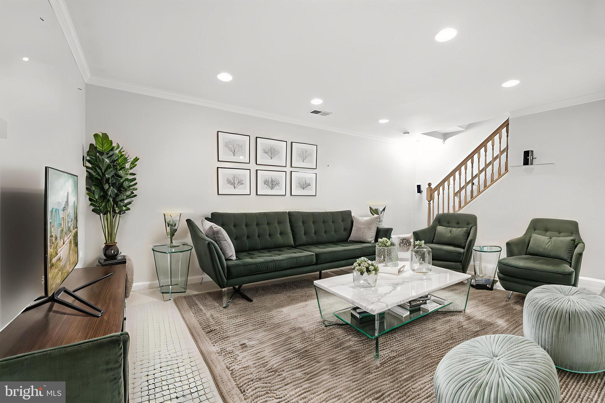 LAKE RIDGE - Residential