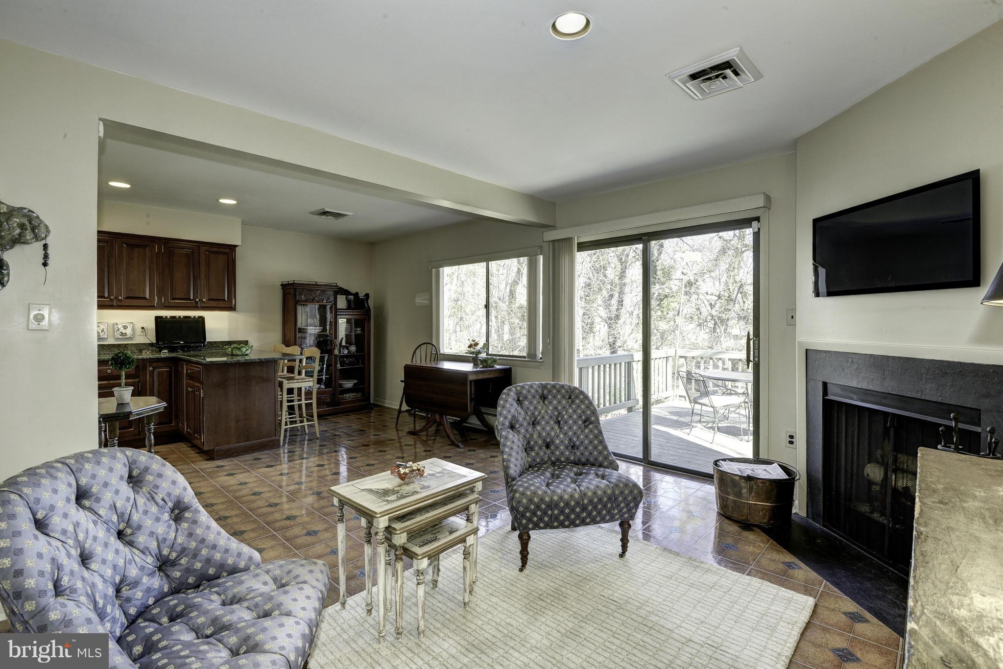 DIVINES CHESTERBROOK - Residential