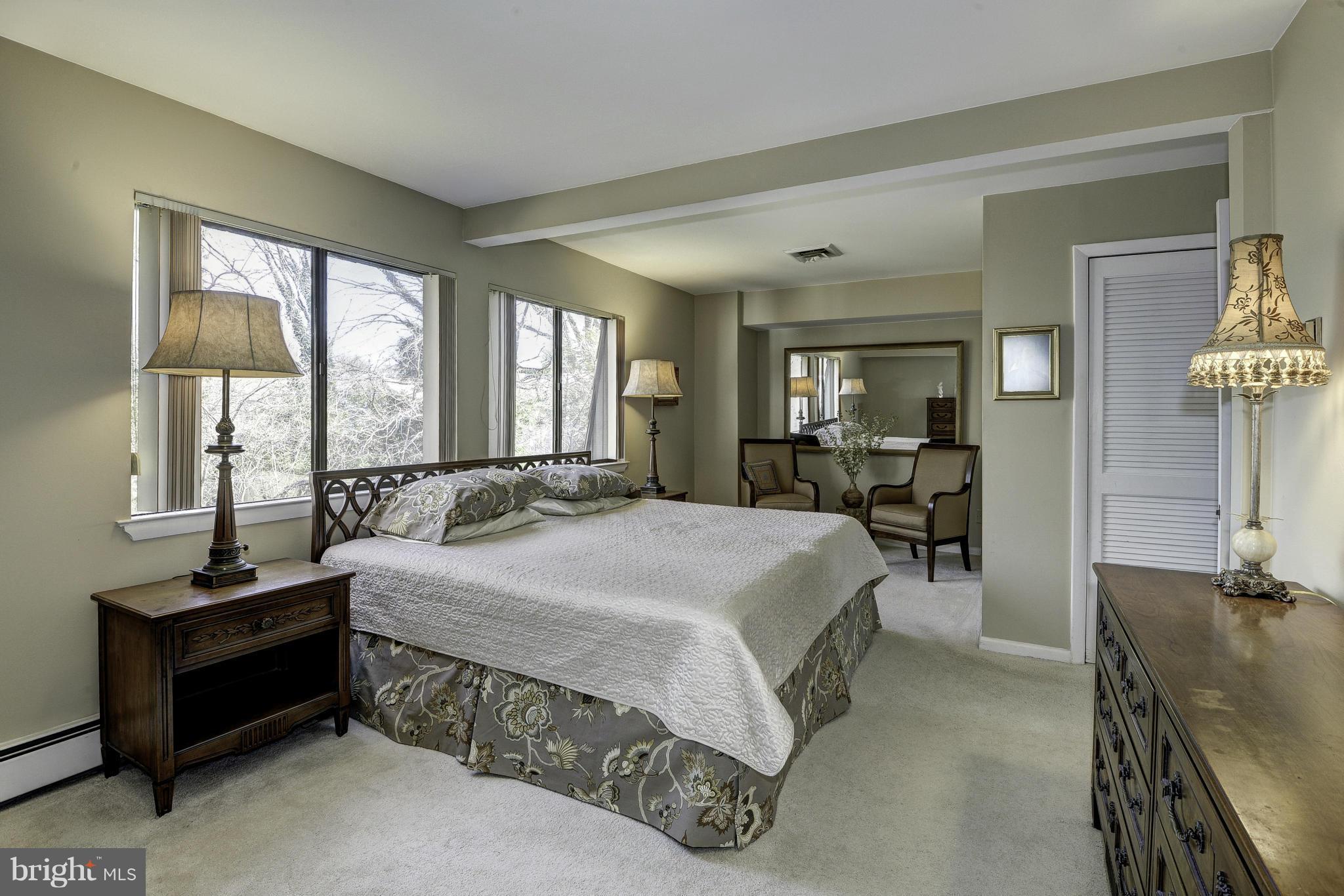 DIVINES CHESTERBROOK - Residential