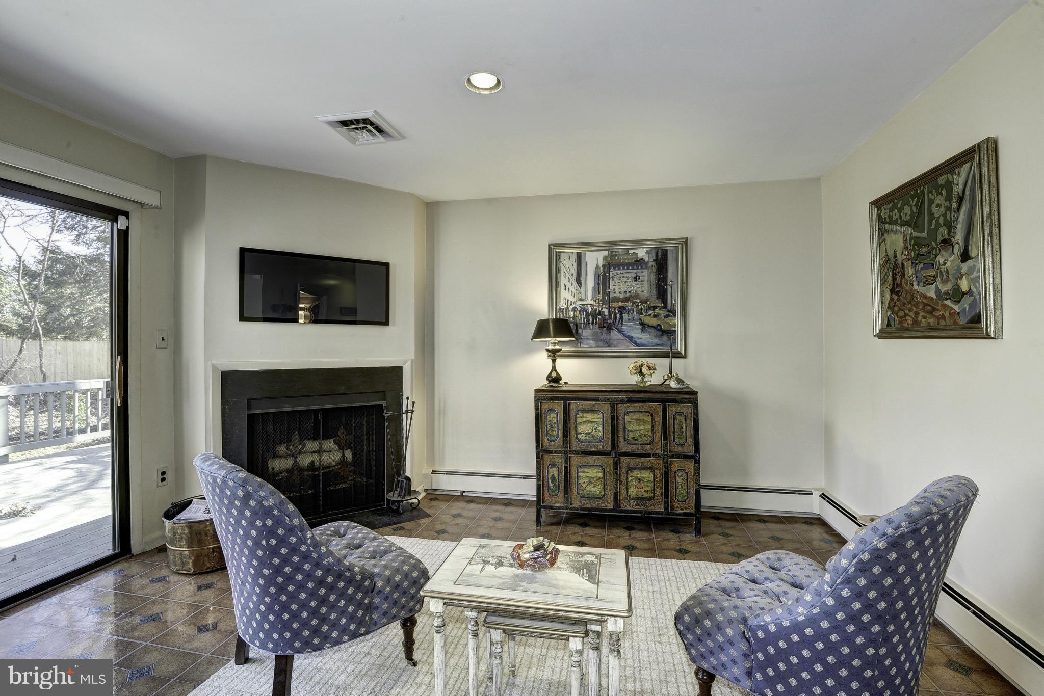 DIVINES CHESTERBROOK - Residential