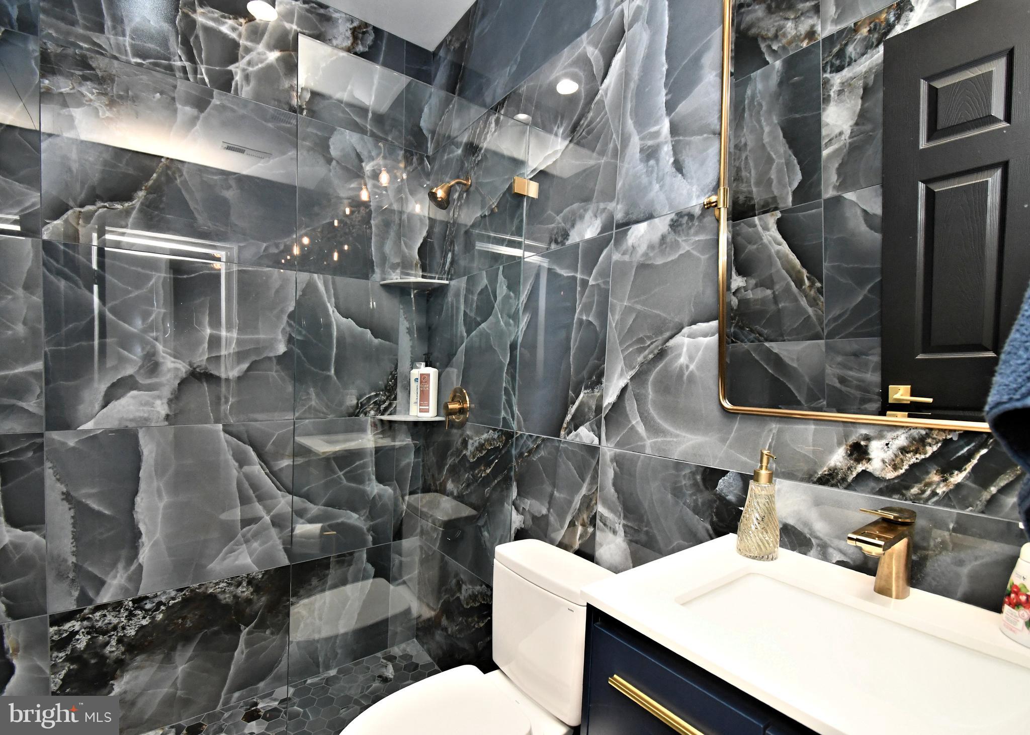 VILLAS OF NEWTOWN - Residential