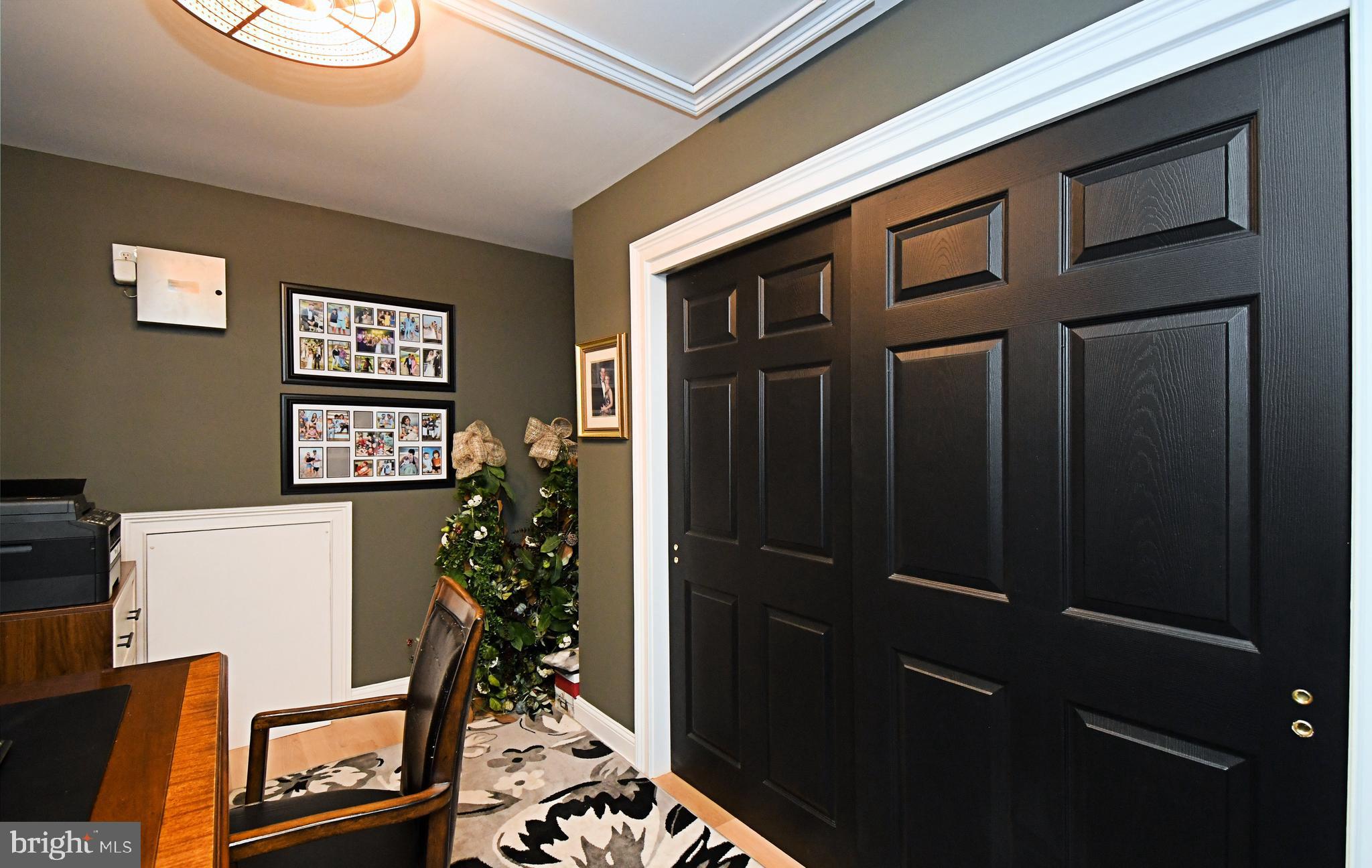 VILLAS OF NEWTOWN - Residential