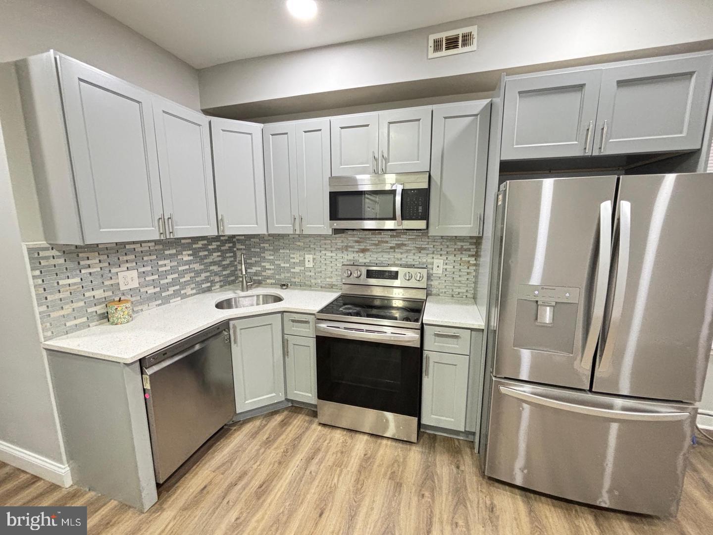 PHILADELPHIA - Residential