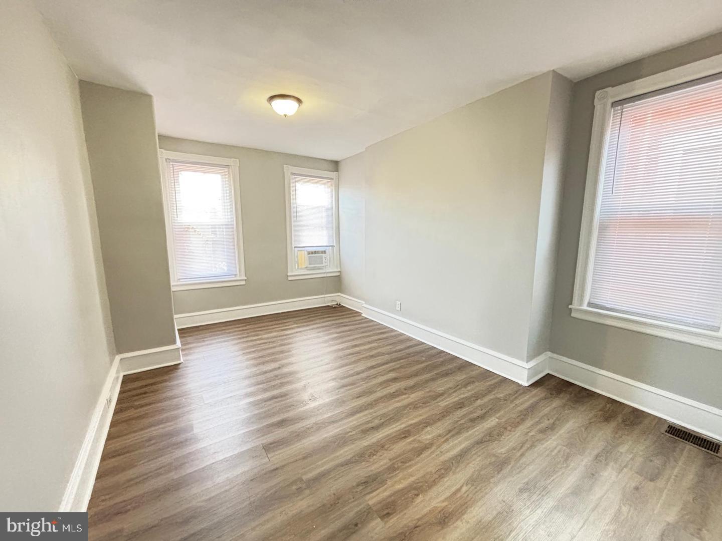 PHILADELPHIA - Residential