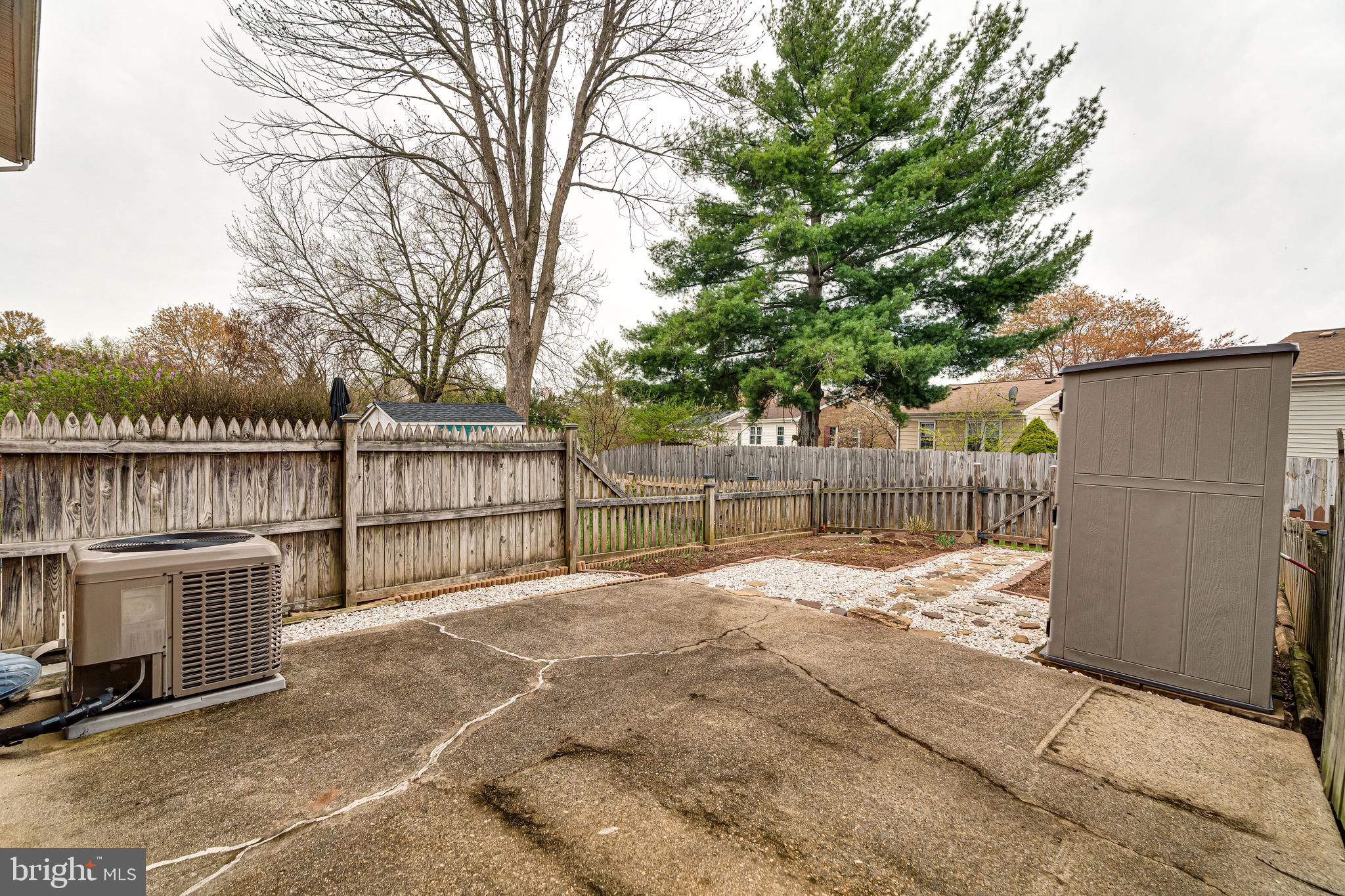 BROOKSIDE - Residential Lease