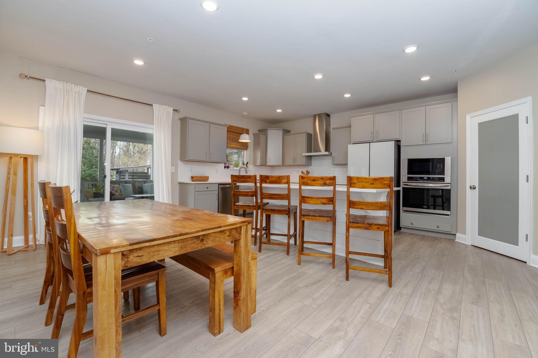 MONARCH GLEN - Residential