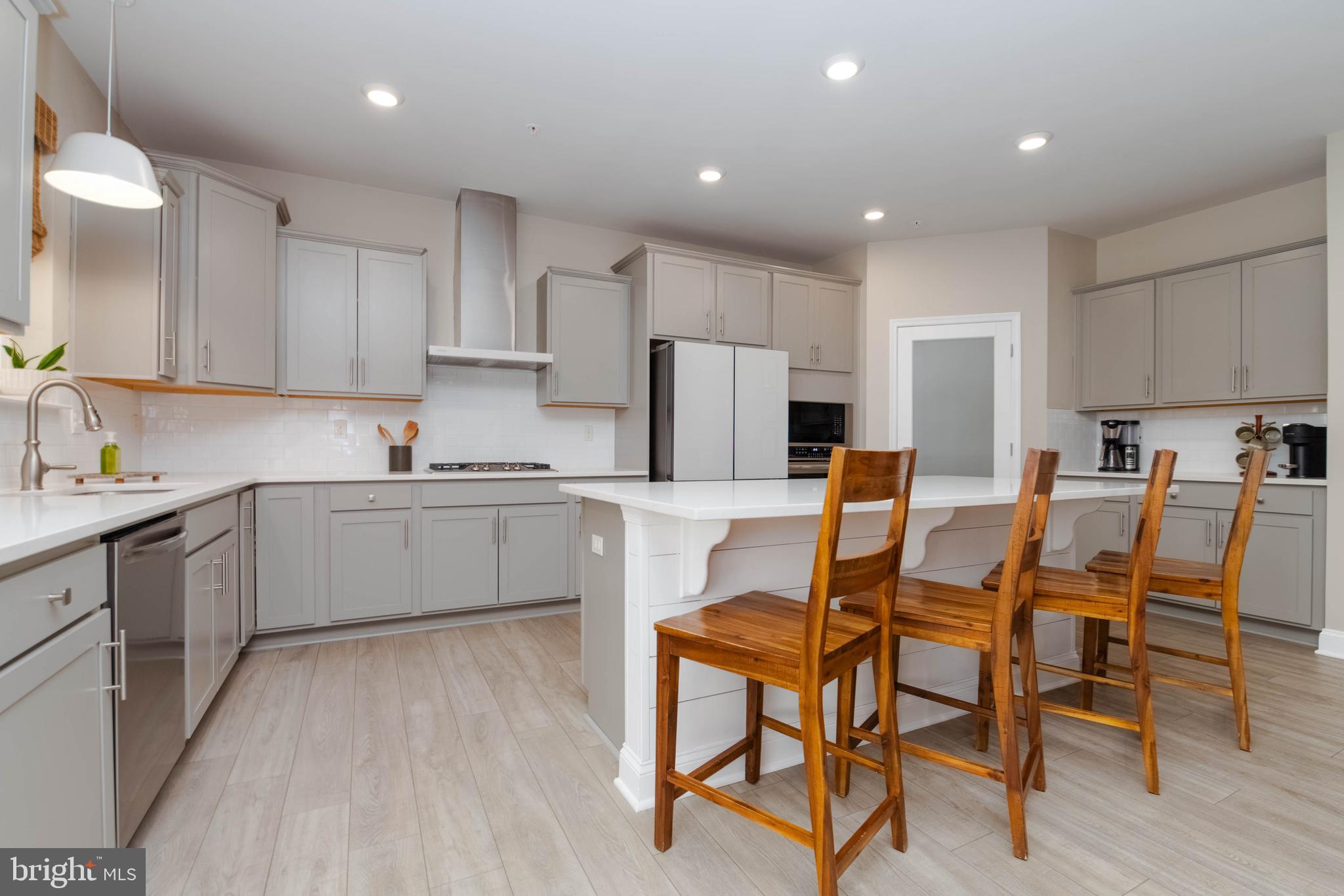 MONARCH GLEN - Residential