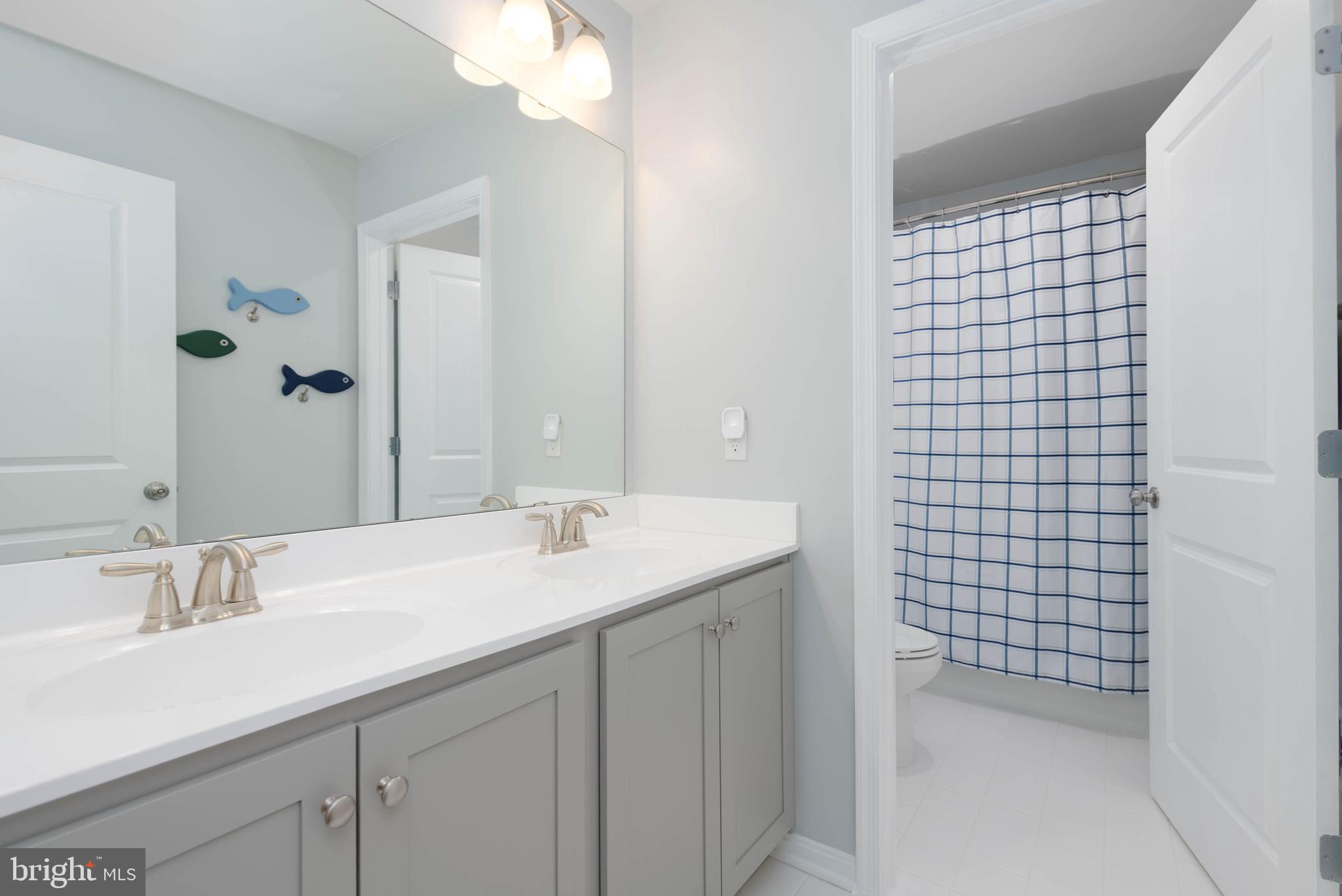 MONARCH GLEN - Residential