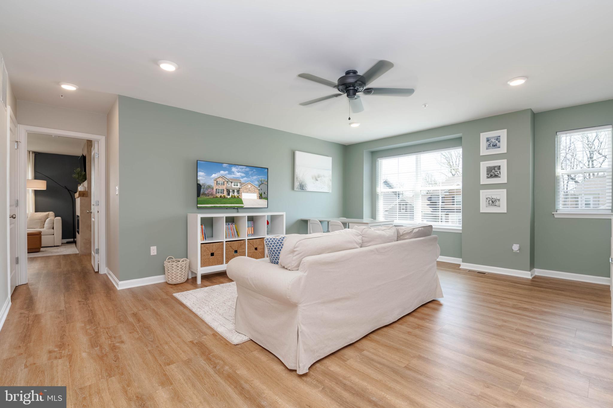 MONARCH GLEN - Residential