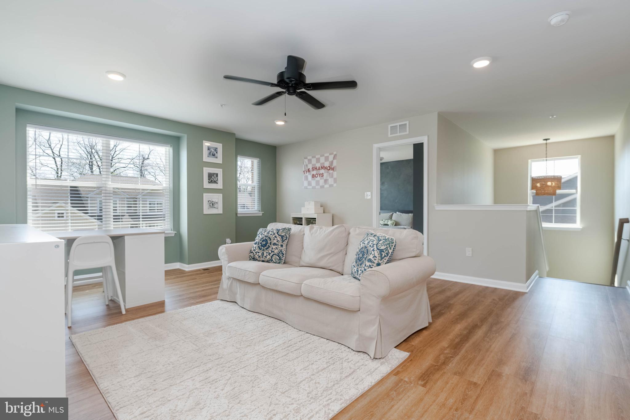 MONARCH GLEN - Residential