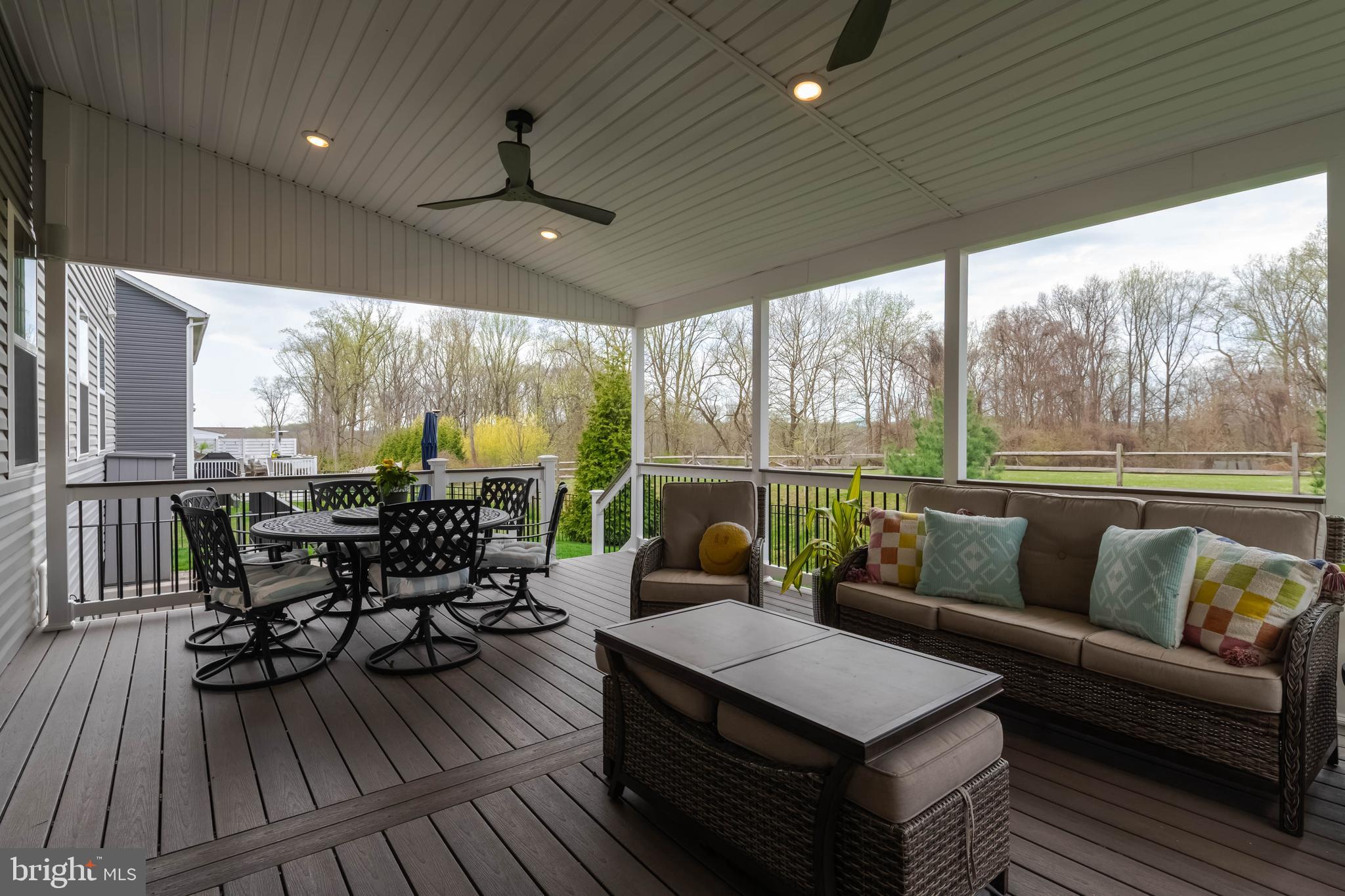 MONARCH GLEN - Residential