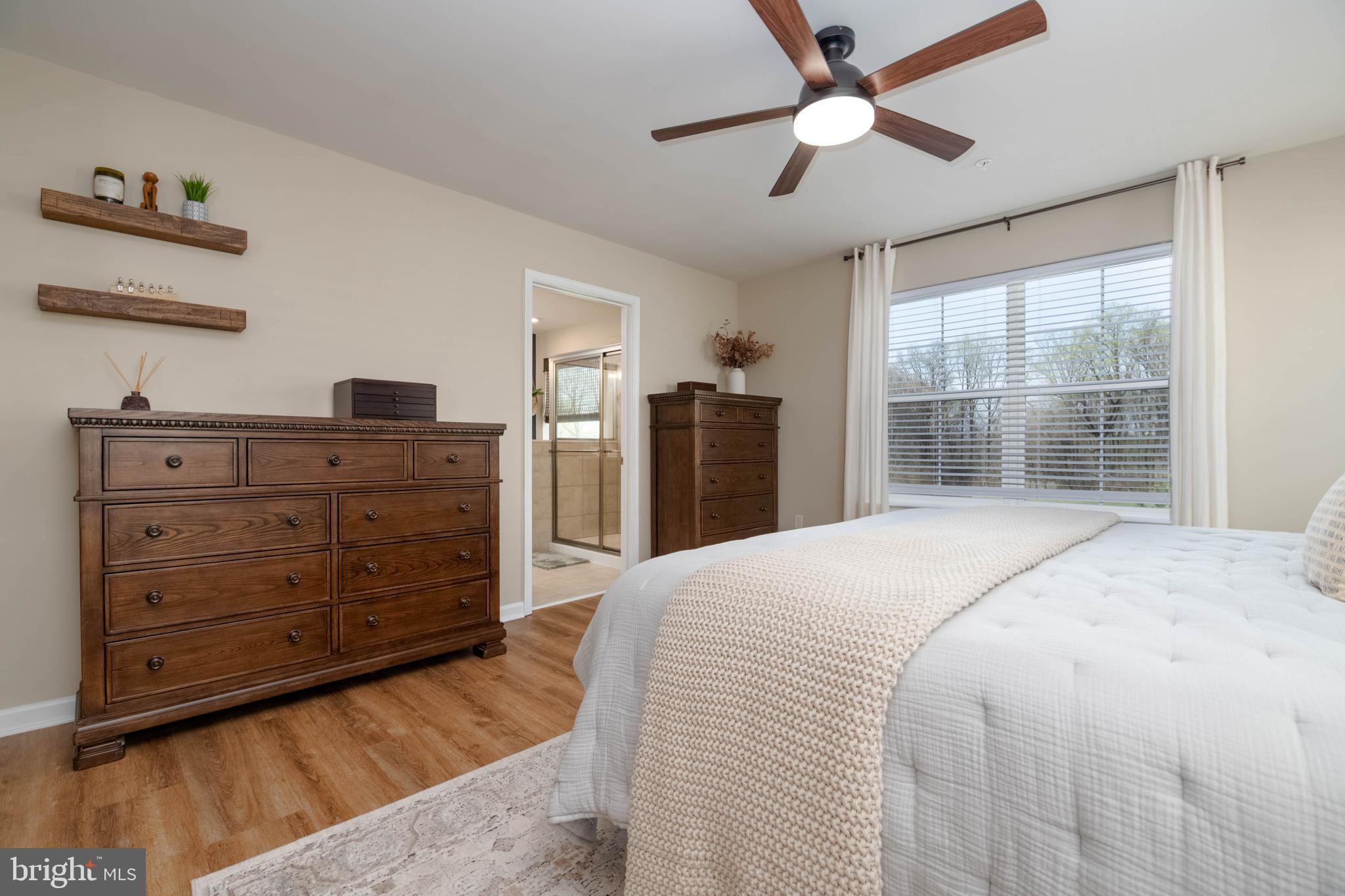 MONARCH GLEN - Residential