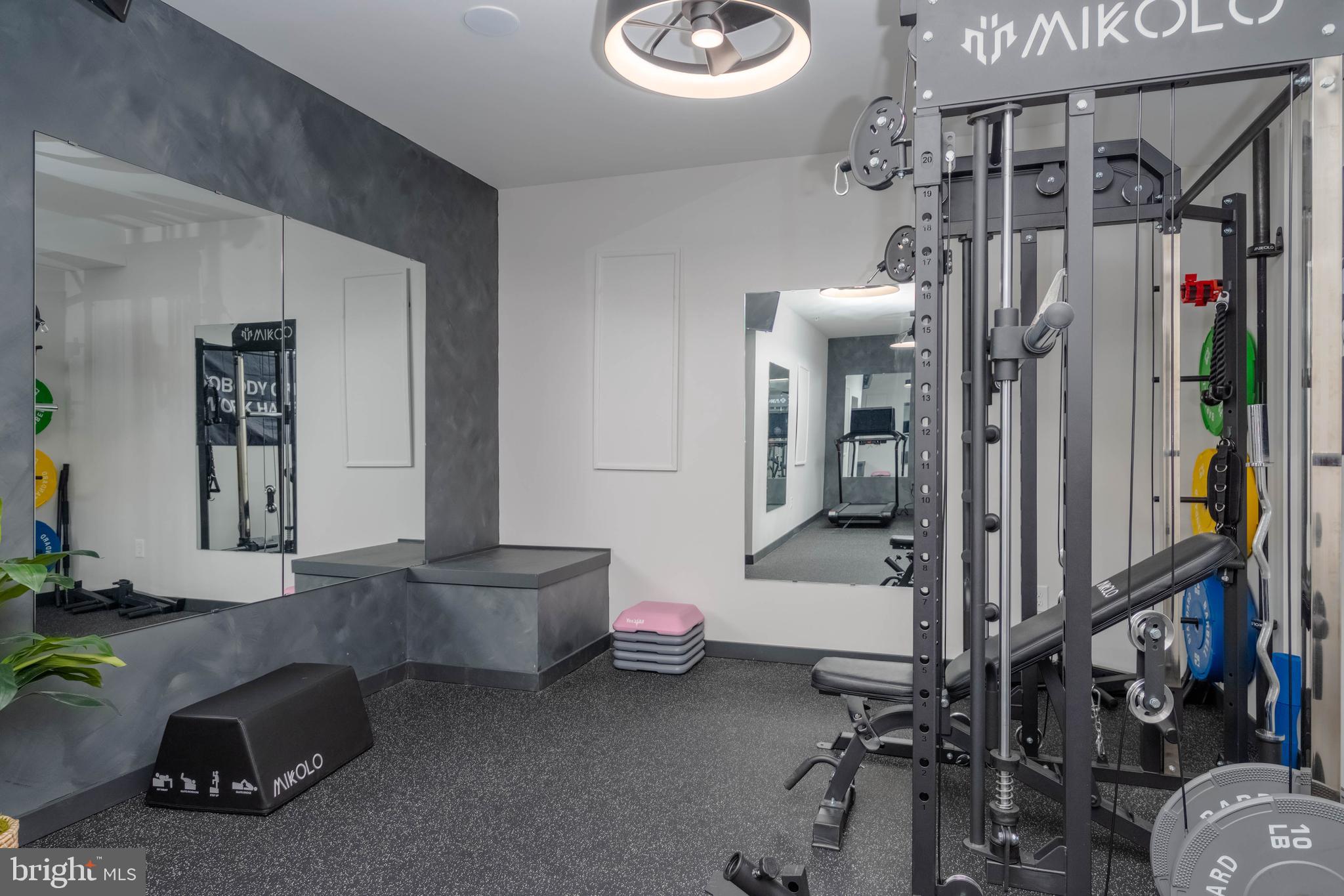 MONARCH GLEN - Residential