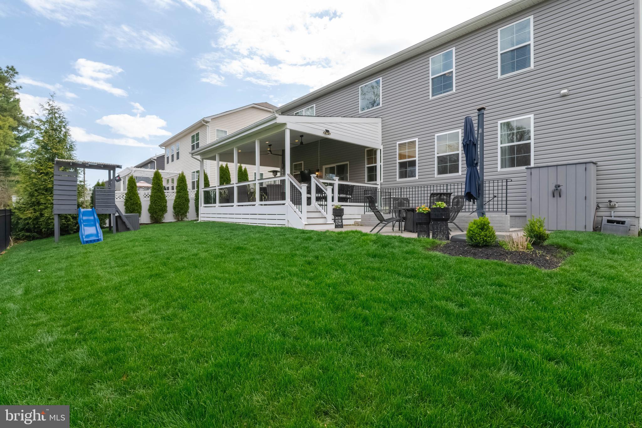 MONARCH GLEN - Residential