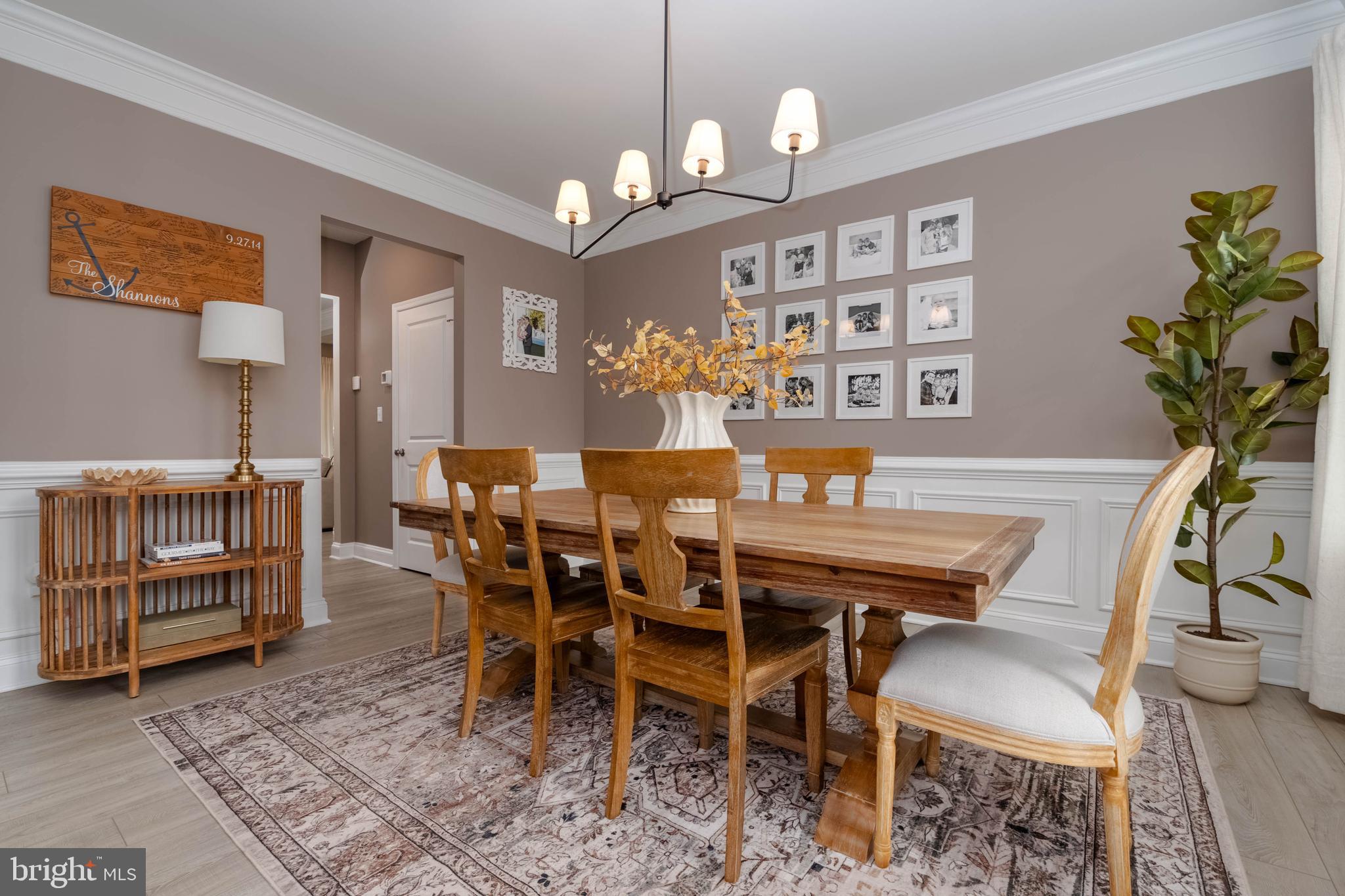 MONARCH GLEN - Residential