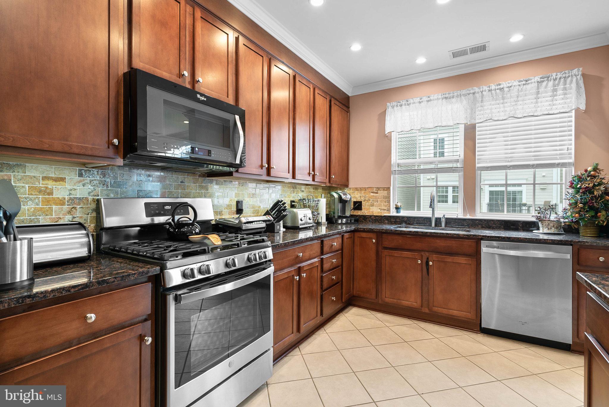 MAPLE LAWN FARMS - Residential