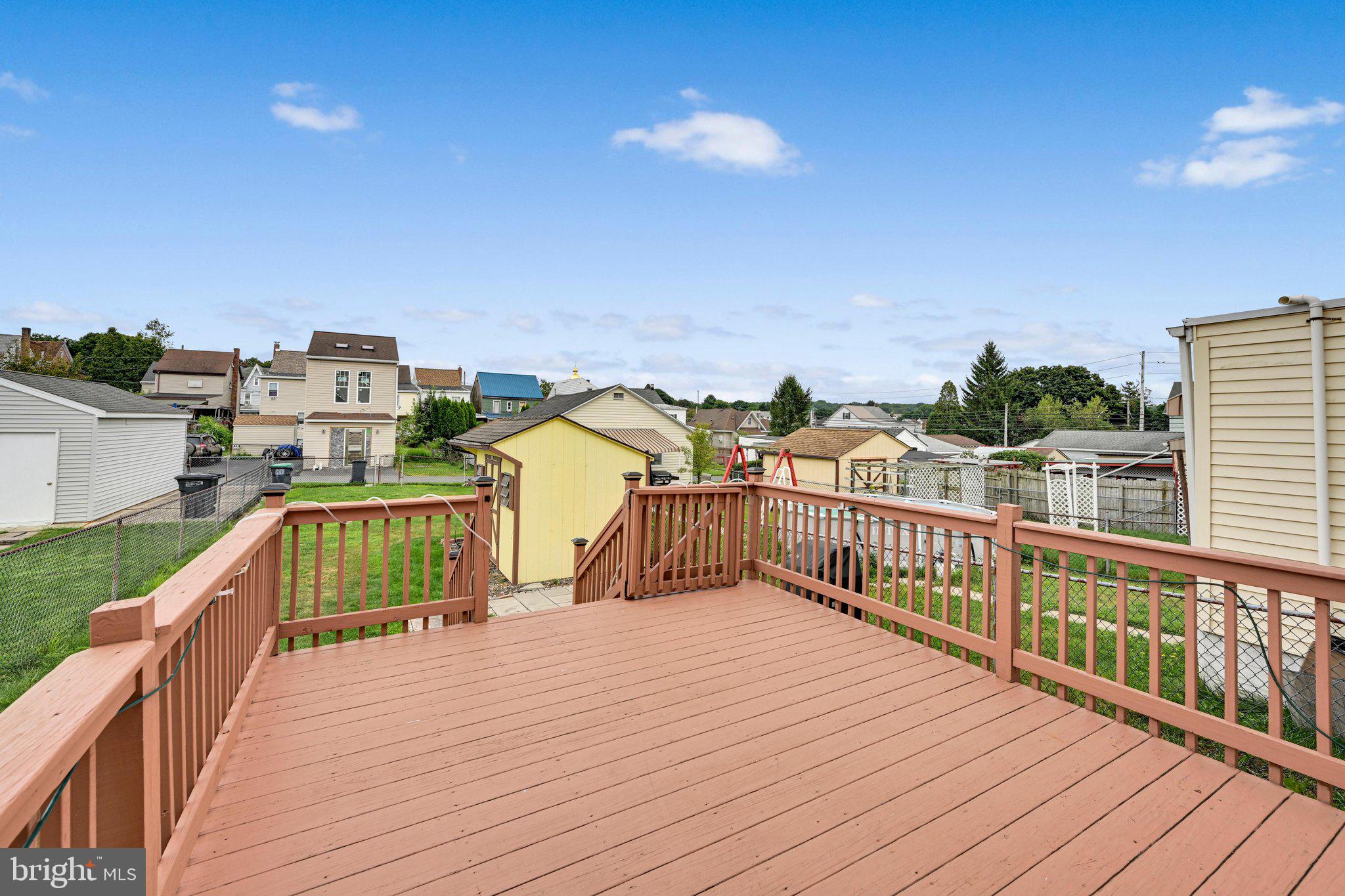 137 NICE STREET S