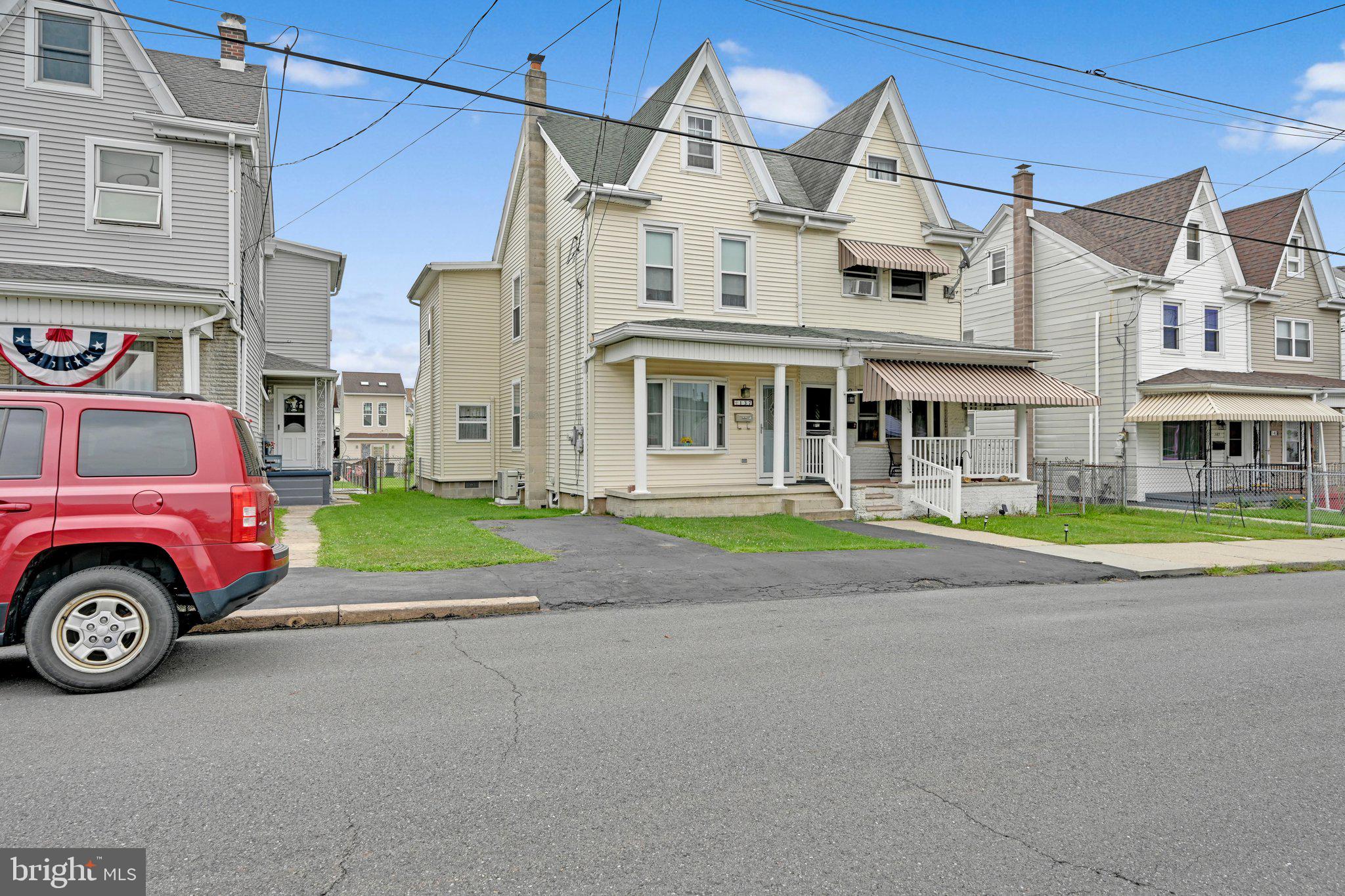 137 NICE STREET S