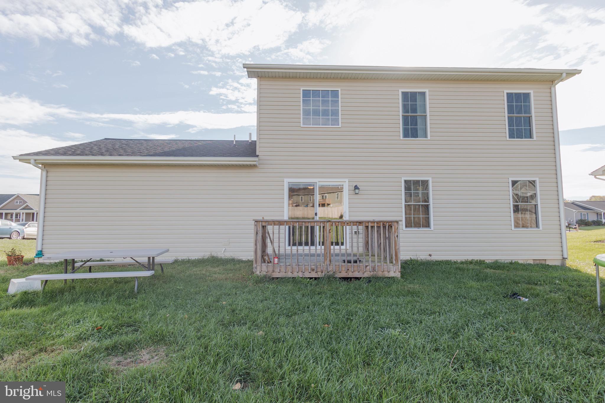 PEBBLE RIDGE - Residential