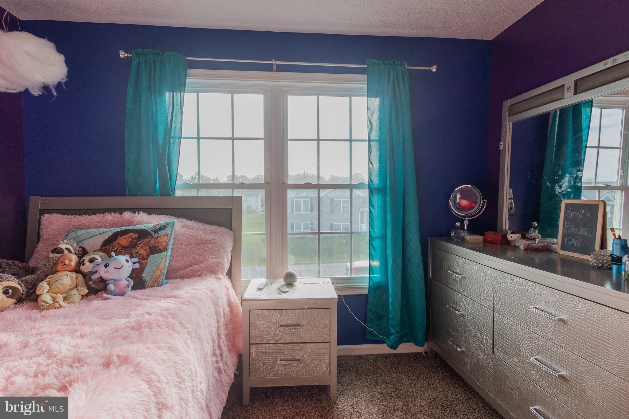 PEBBLE RIDGE - Residential