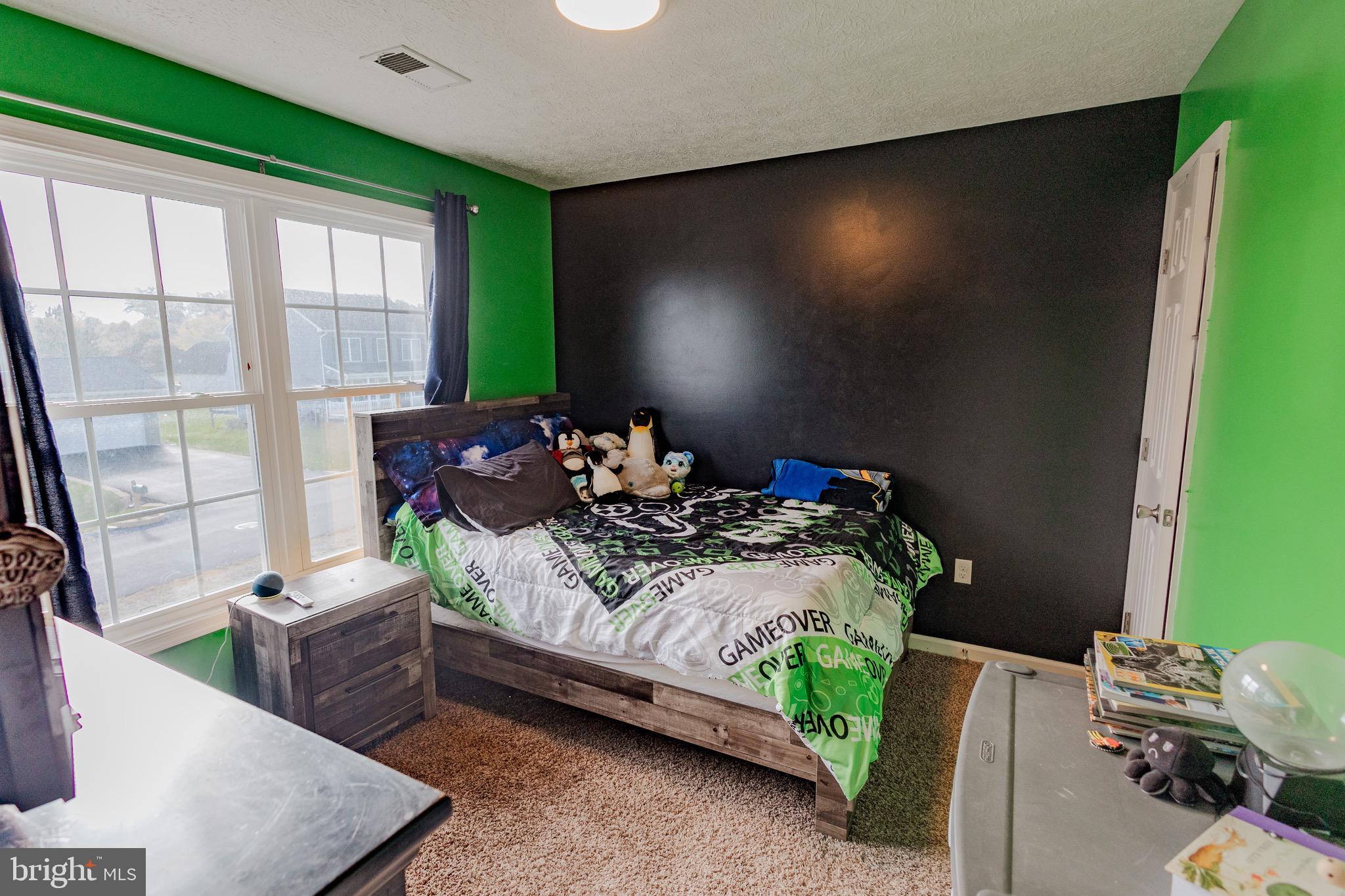 PEBBLE RIDGE - Residential