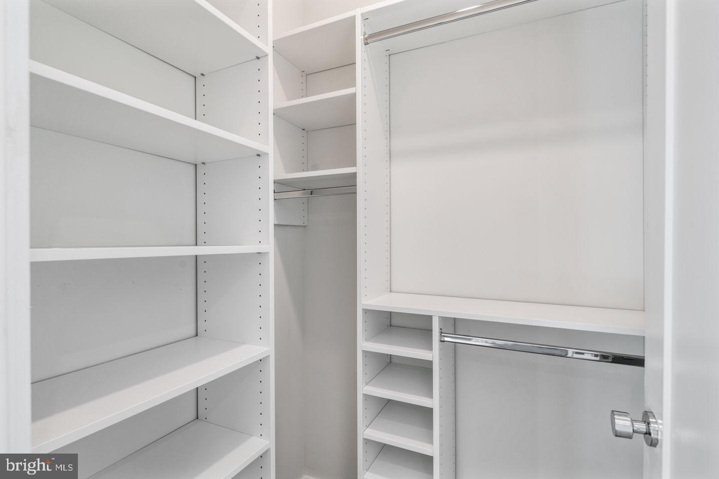 FRANCISVILLE - Residential Income