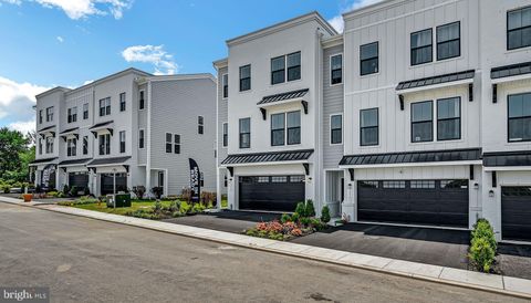 254 RIVER TRAIL CIRCLE MOVE-IN READY KING OF PRUSSIA PA 19406