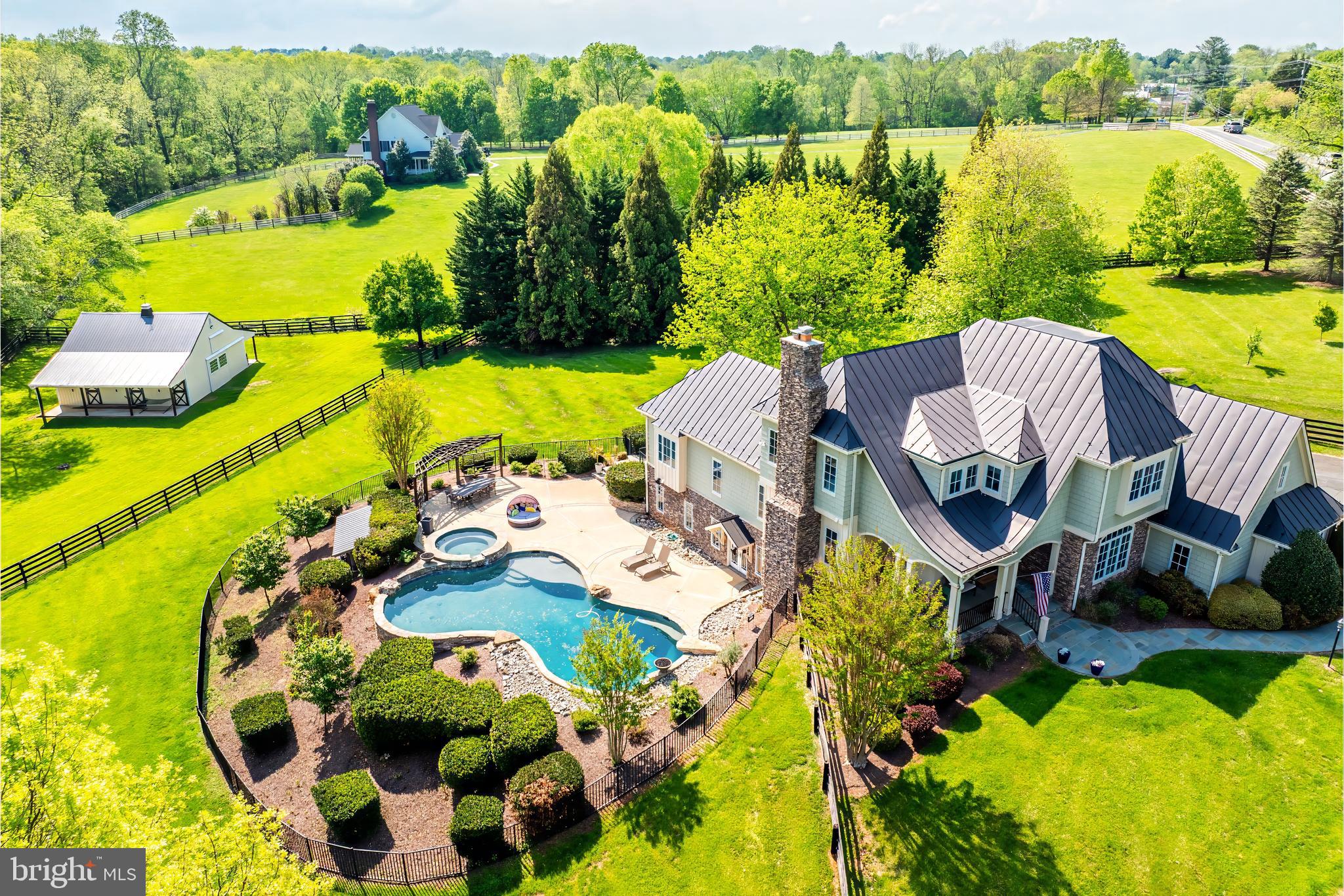 WOODBURN - Residential