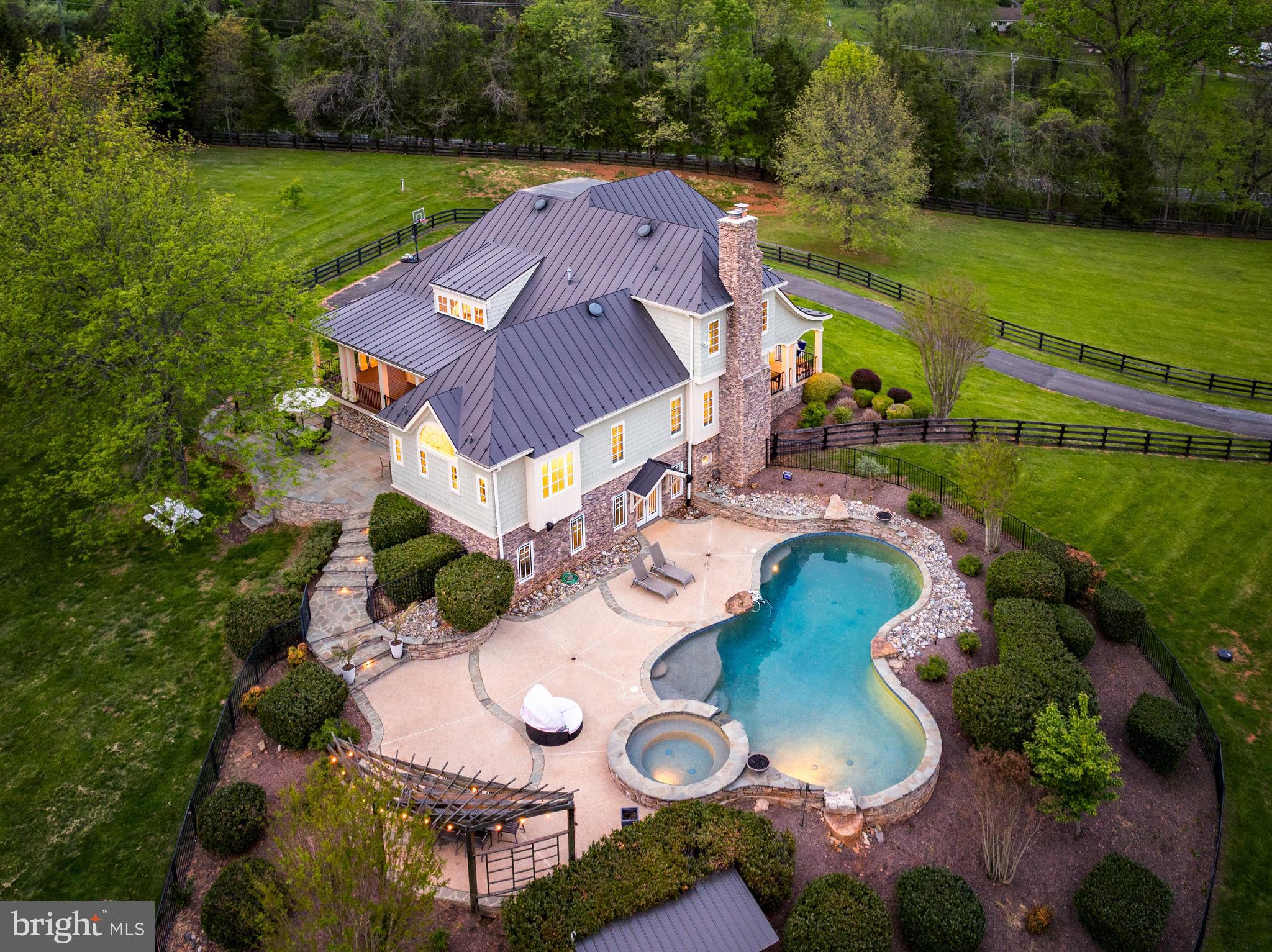 WOODBURN - Residential