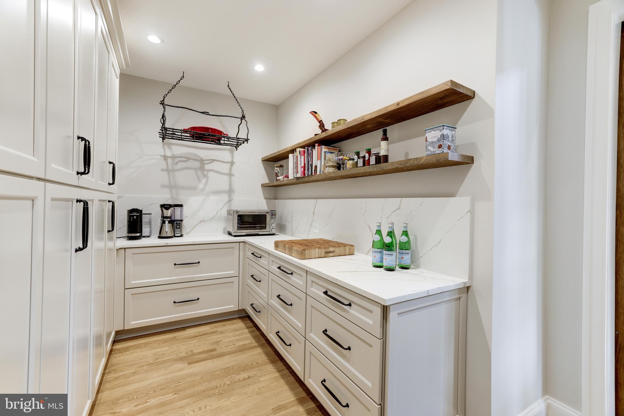 WOODBURN - Residential