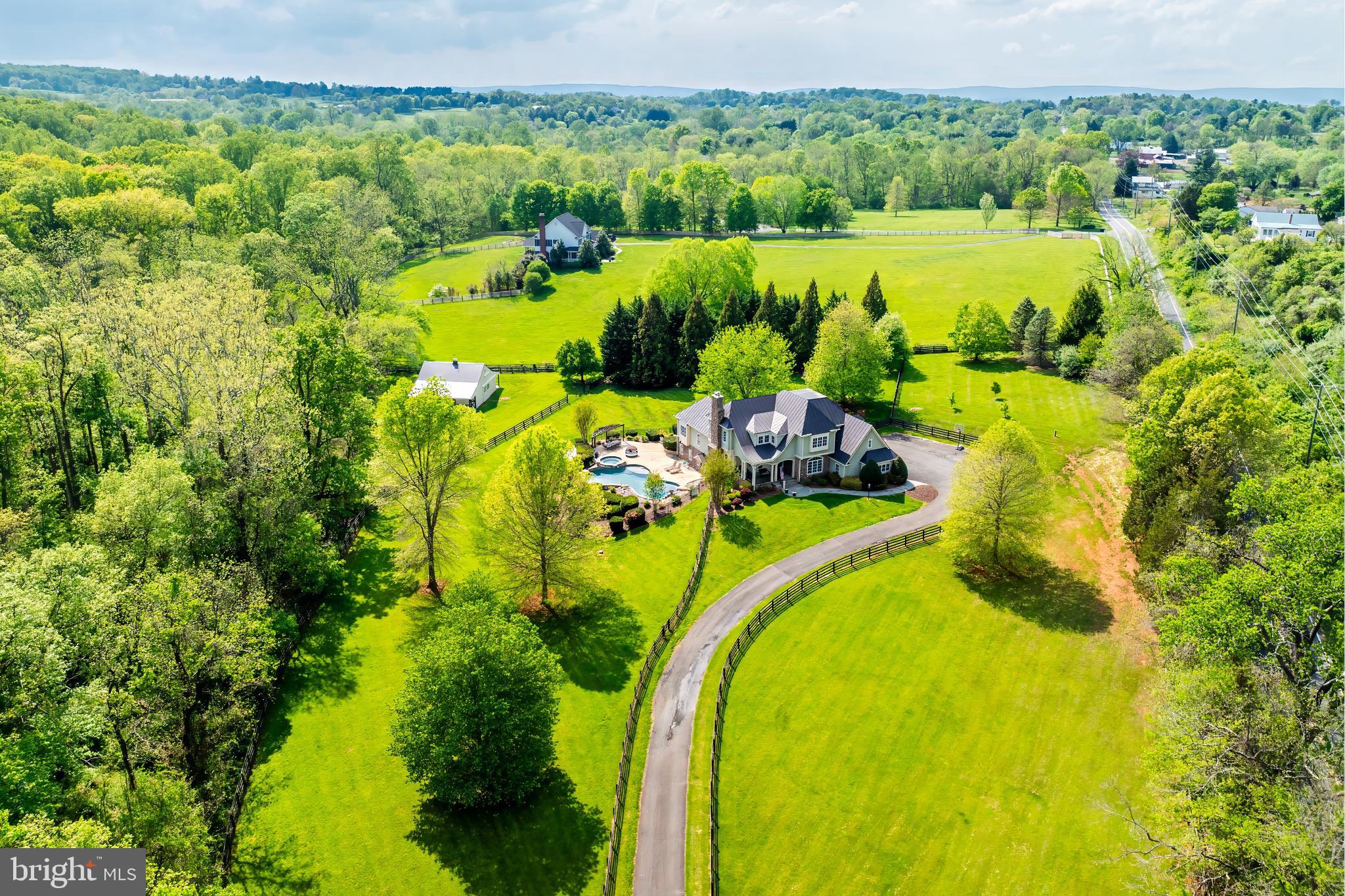 WOODBURN - Residential