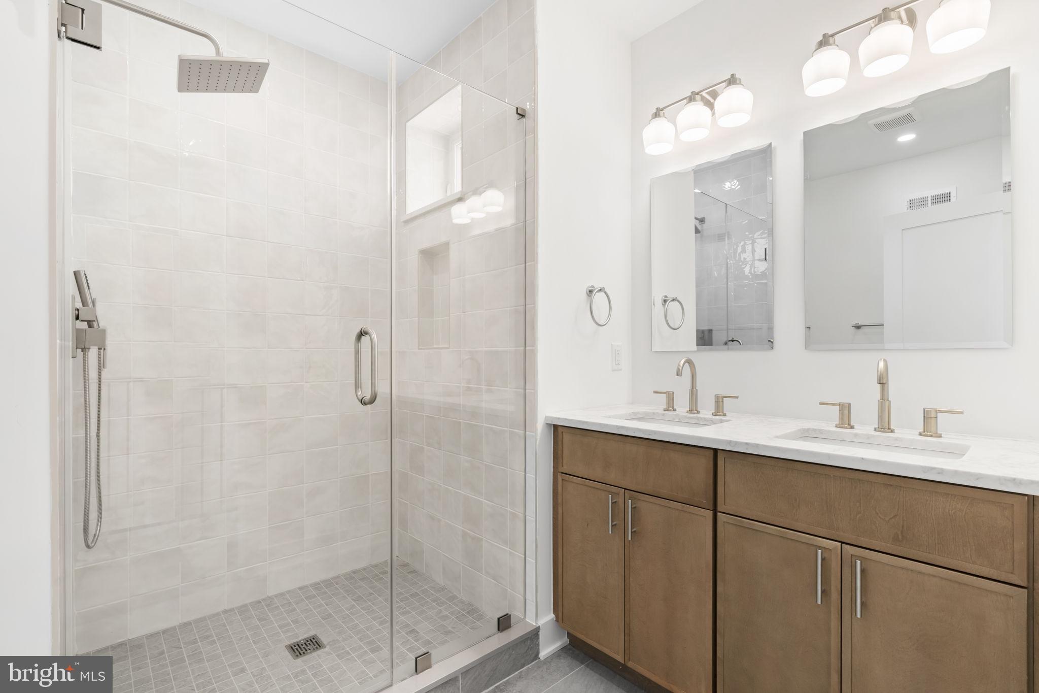 GRADUATE HOSPITAL - Residential