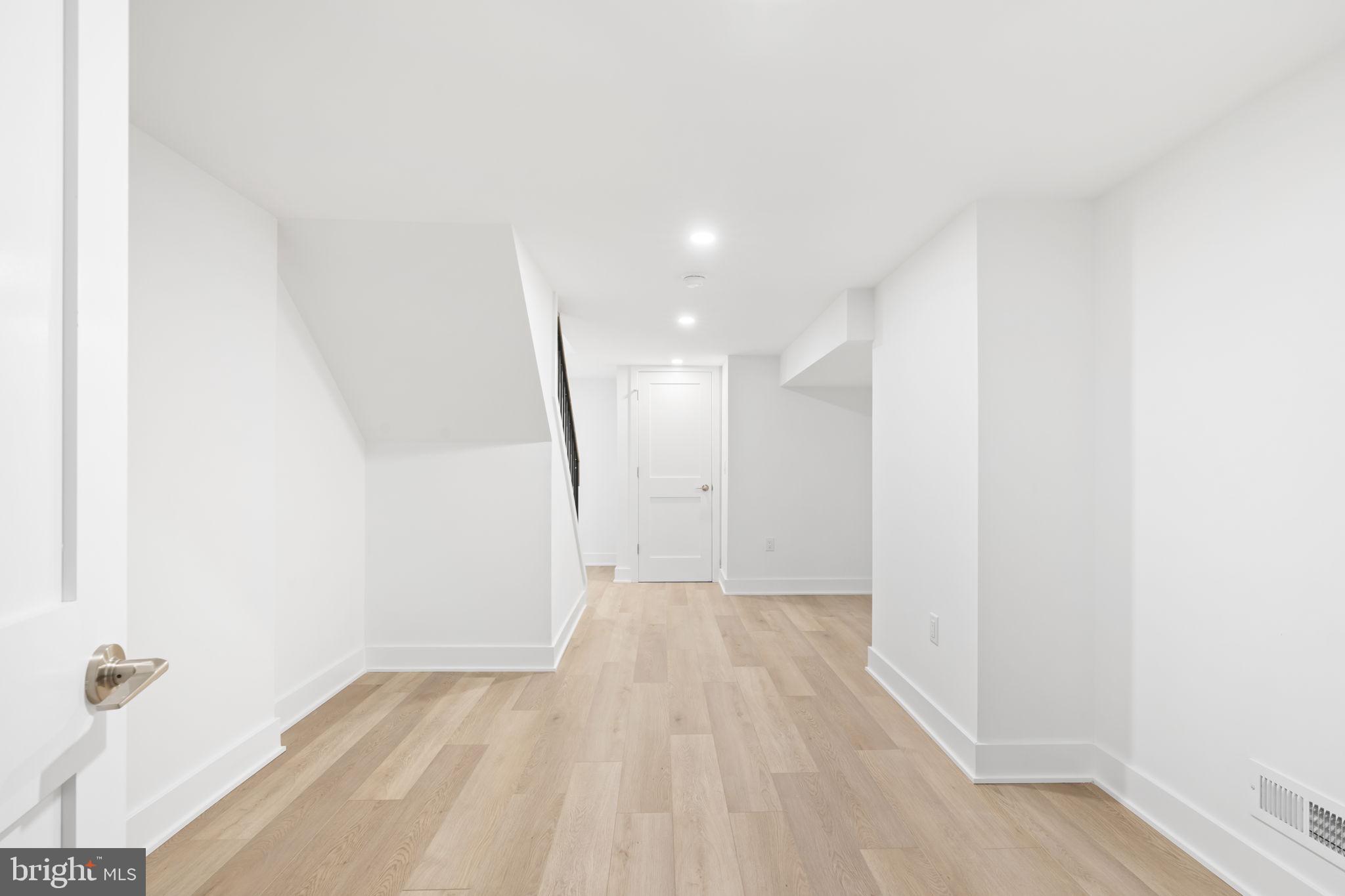 GRADUATE HOSPITAL - Residential