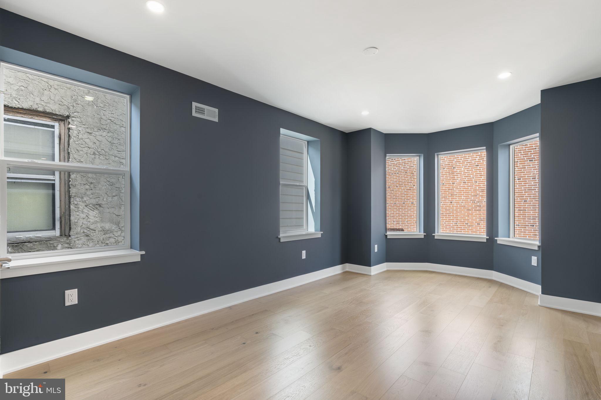 GRADUATE HOSPITAL - Residential