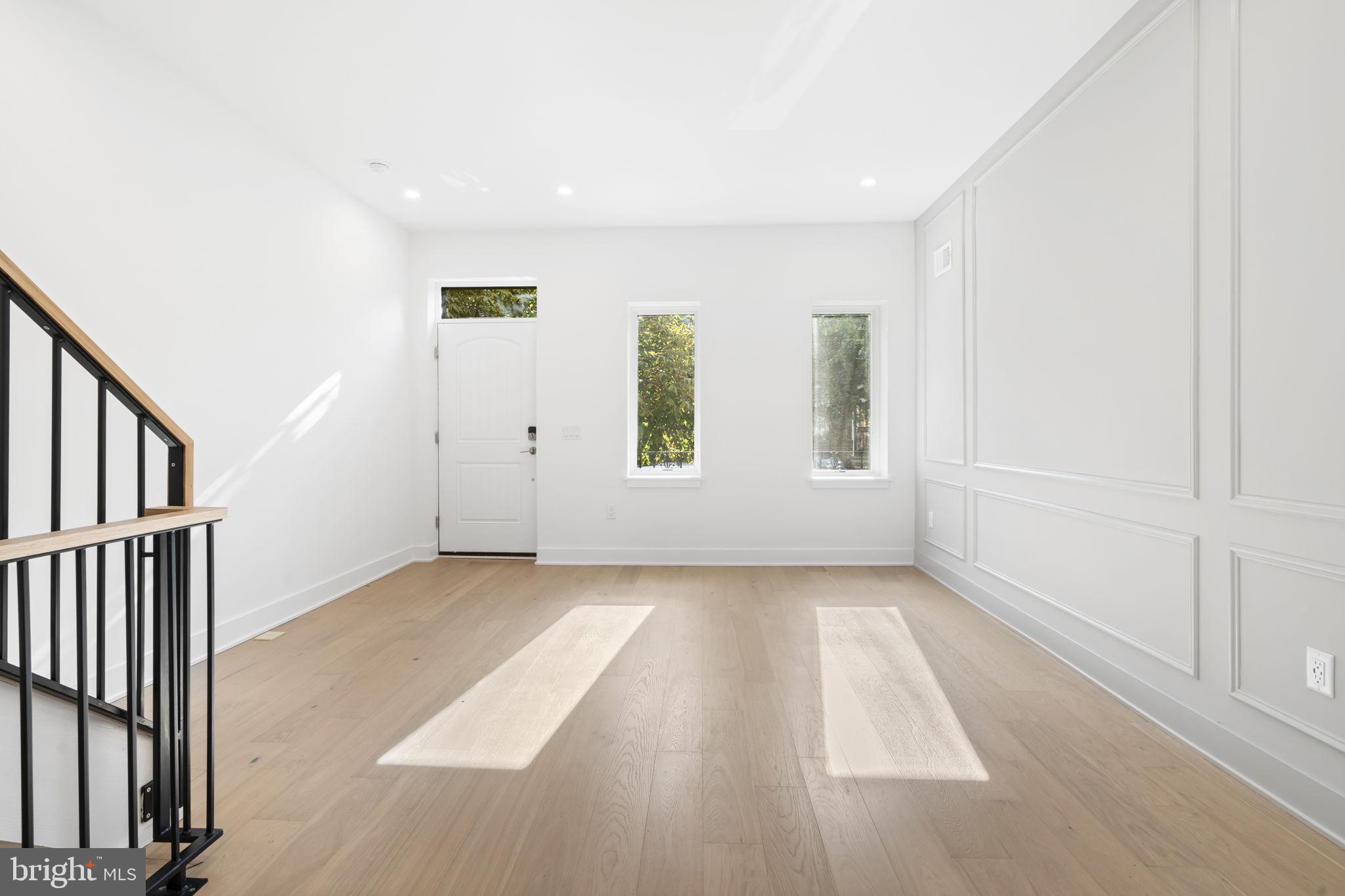 GRADUATE HOSPITAL - Residential