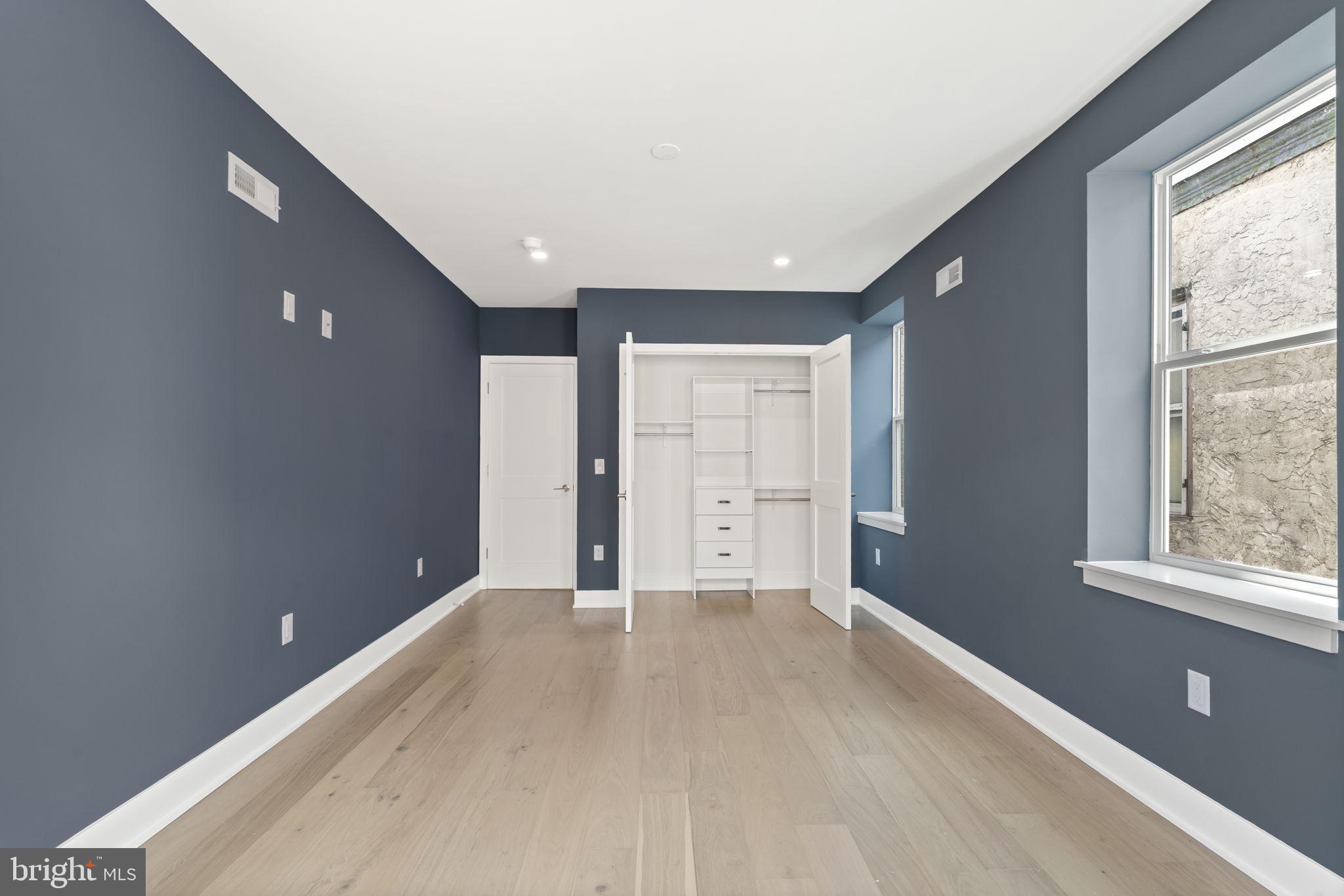 GRADUATE HOSPITAL - Residential