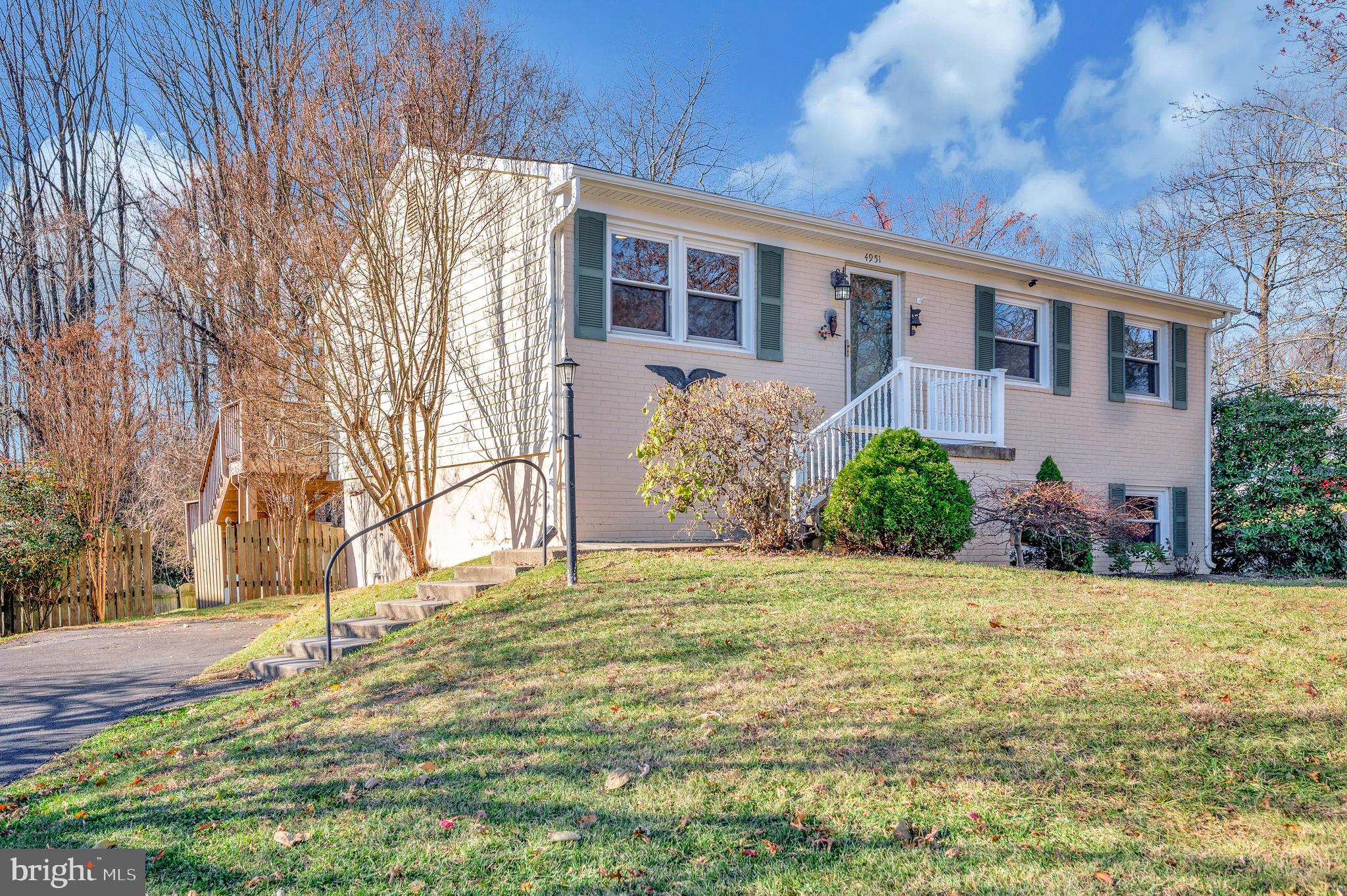 DALE CITY - Residential