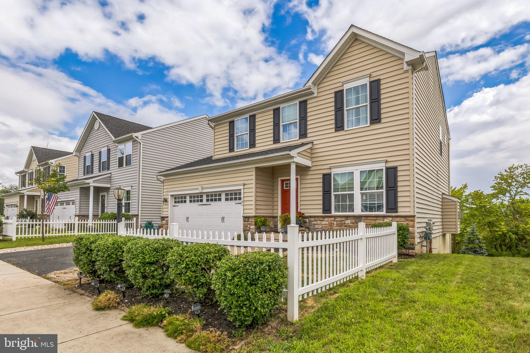 106 GARRETT LANE