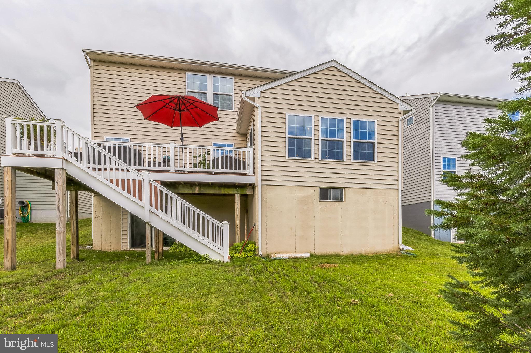 106 GARRETT LANE