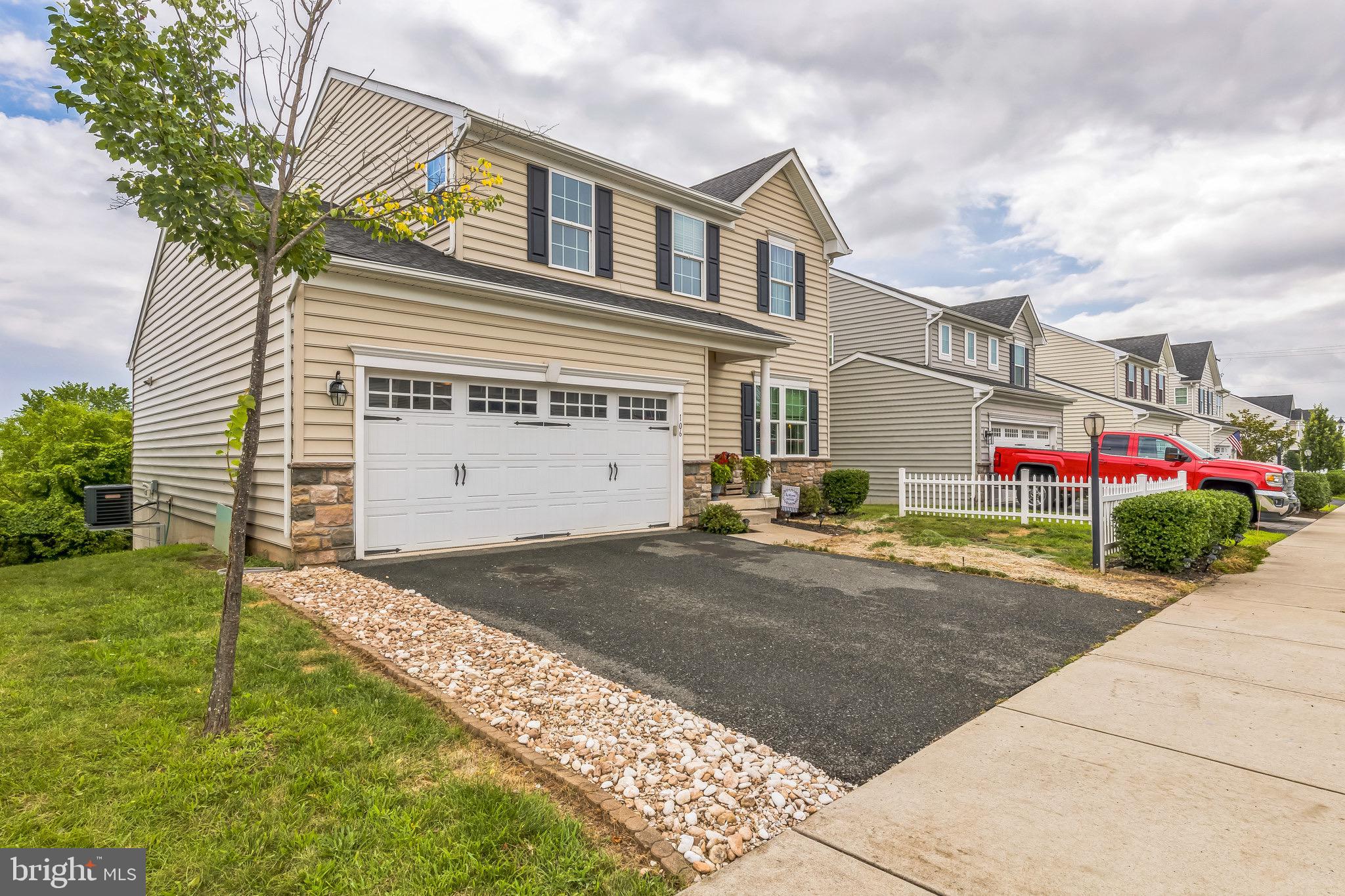 106 GARRETT LANE